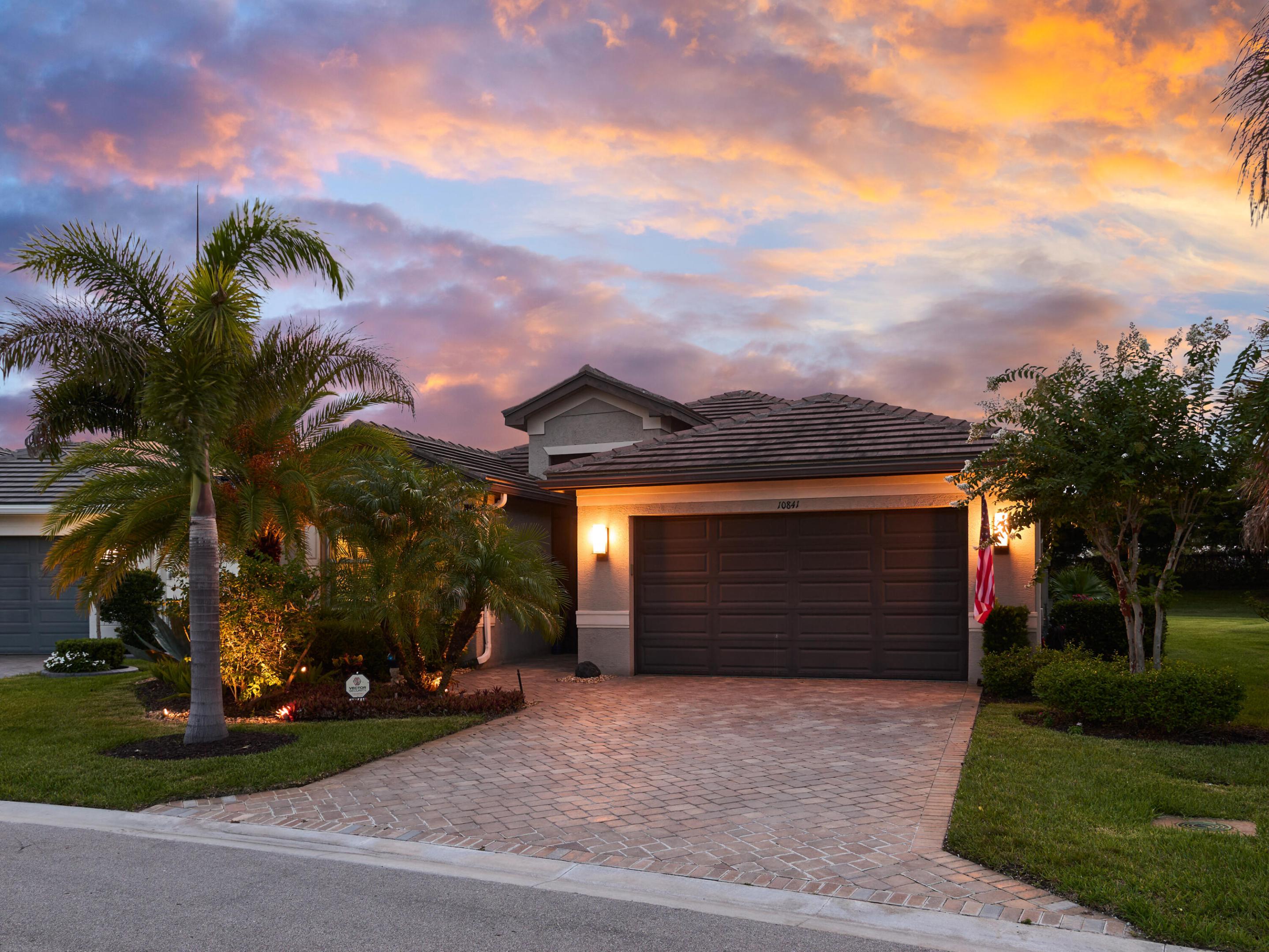 Valencia Cay at Riverland - Residential
