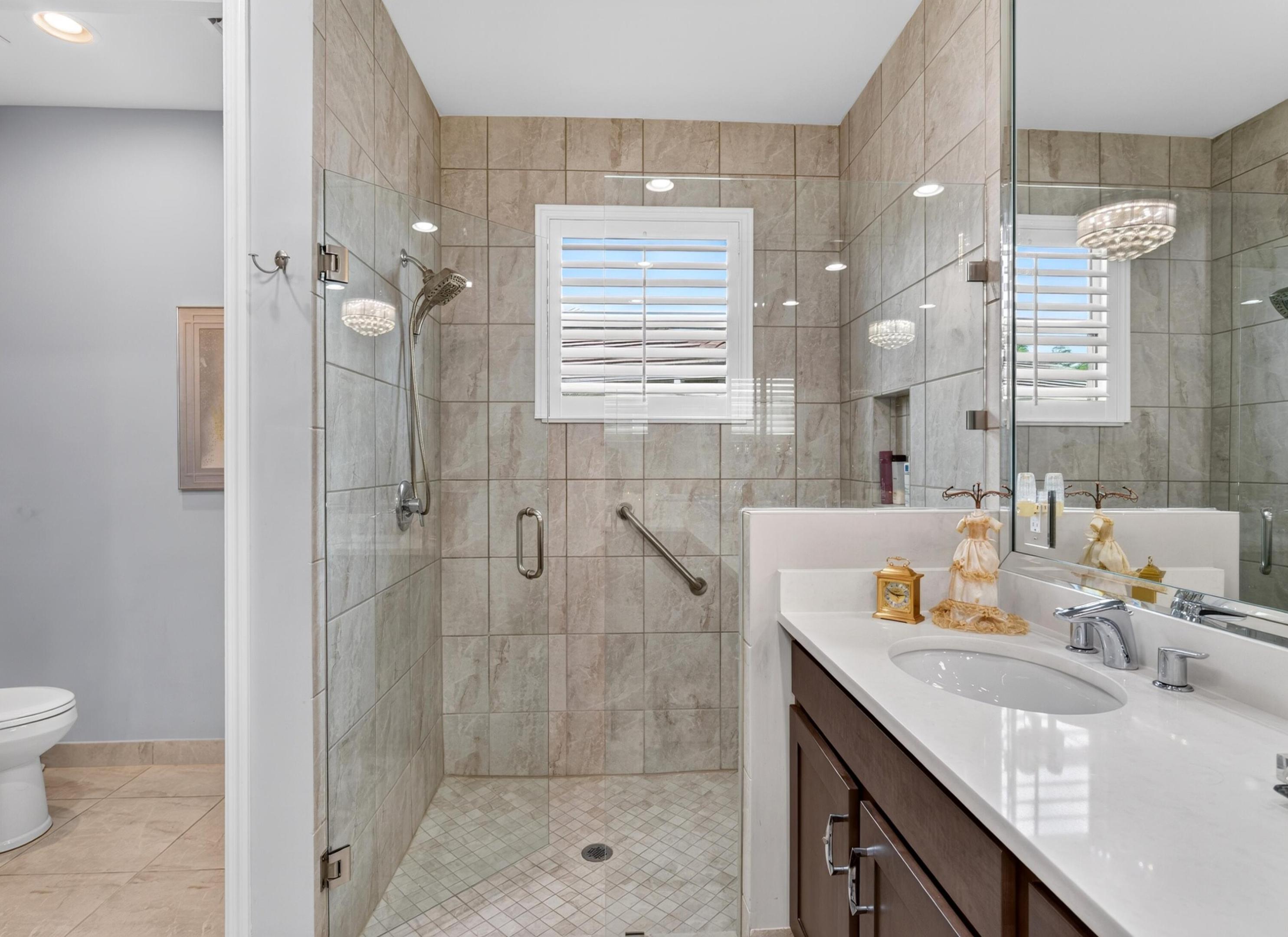 Valencia Cay at Riverland - Residential