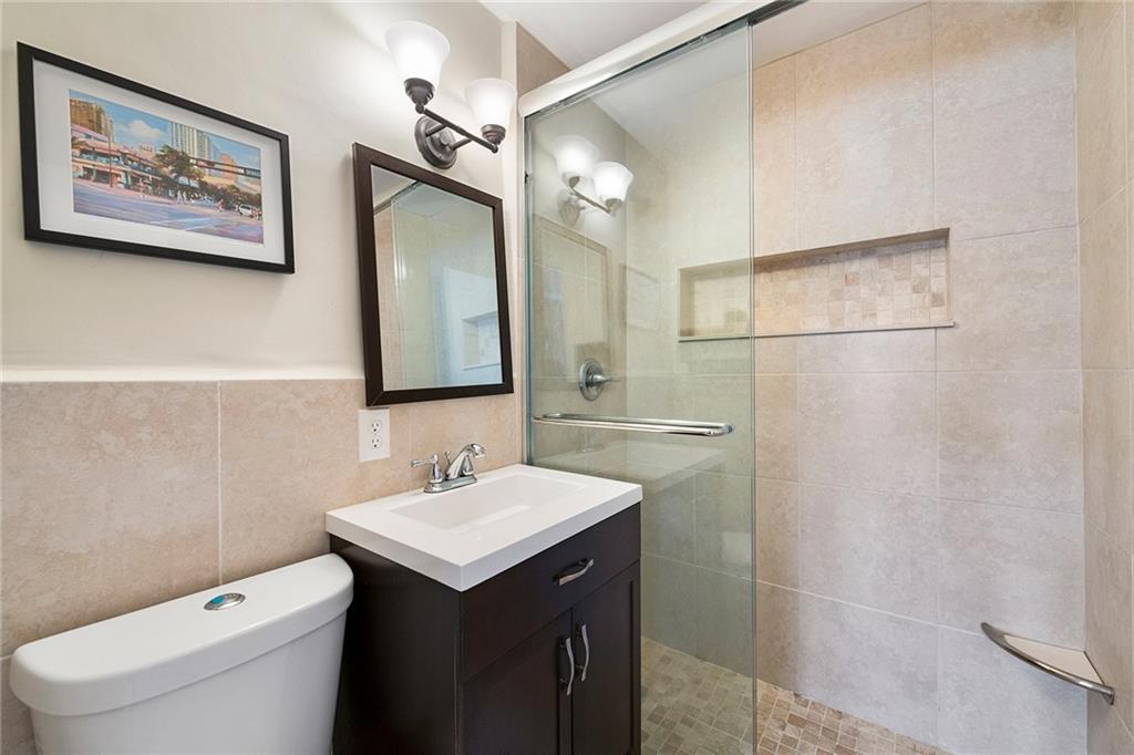 COLLIER MANOR 3RD ADD - Residential