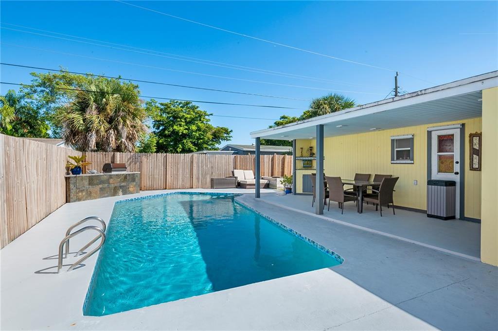 COLLIER MANOR 3RD ADD - Residential