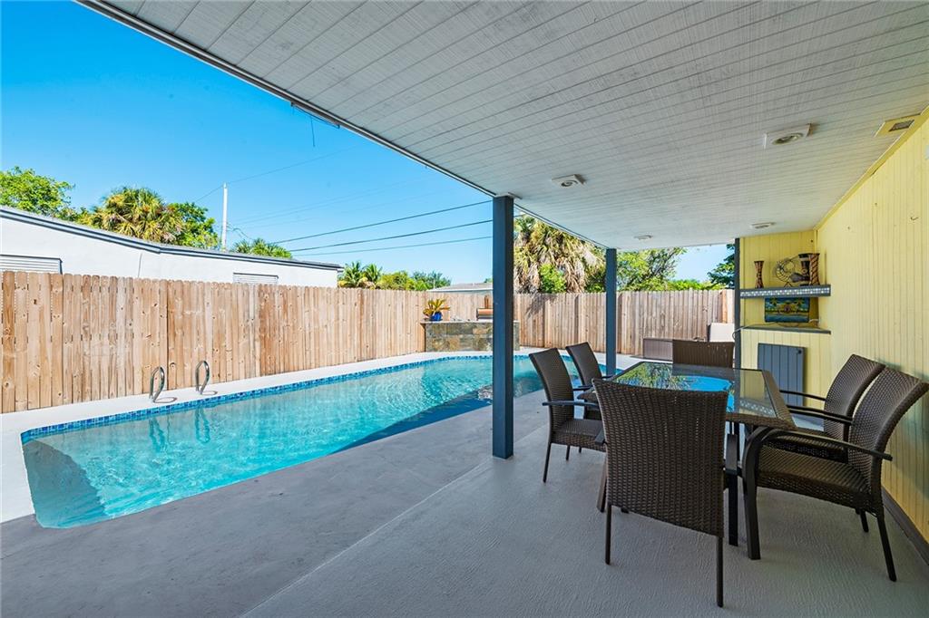 COLLIER MANOR 3RD ADD - Residential