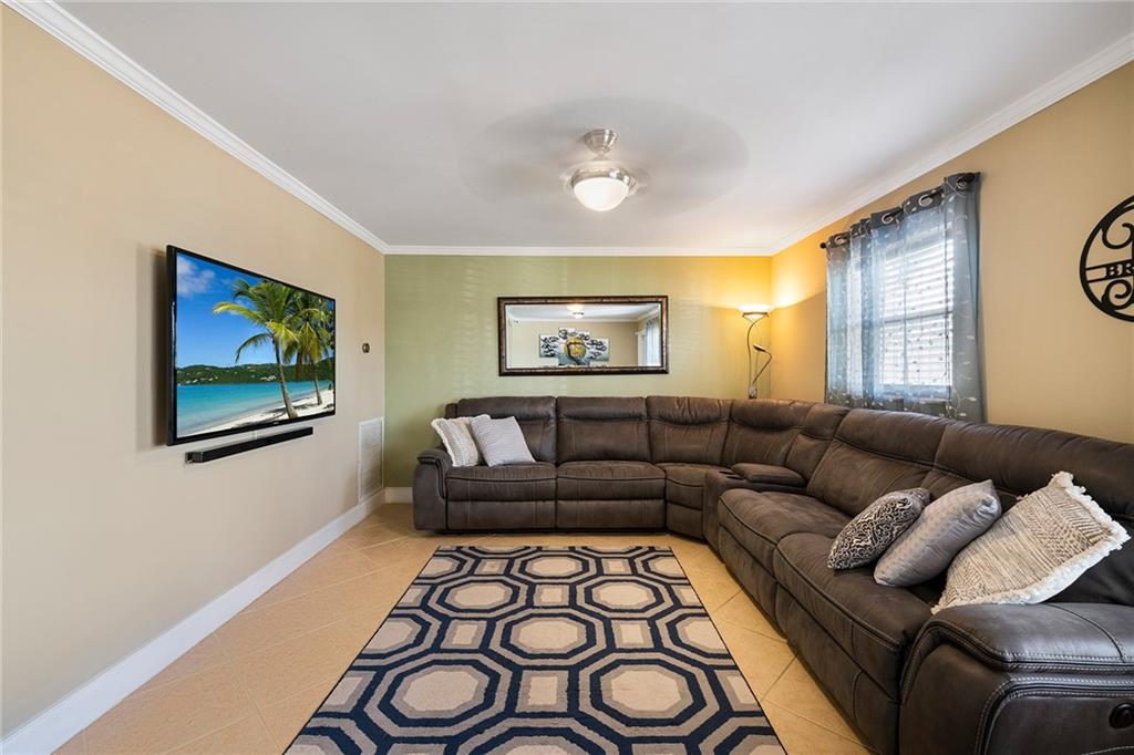 COLLIER MANOR 3RD ADD - Residential