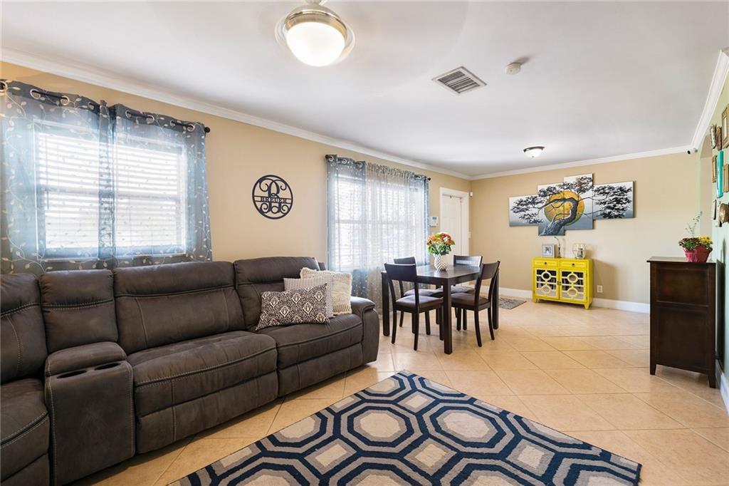 COLLIER MANOR 3RD ADD - Residential