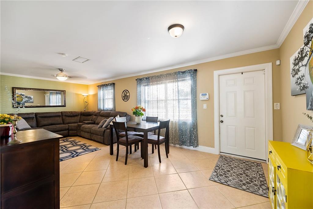 COLLIER MANOR 3RD ADD - Residential