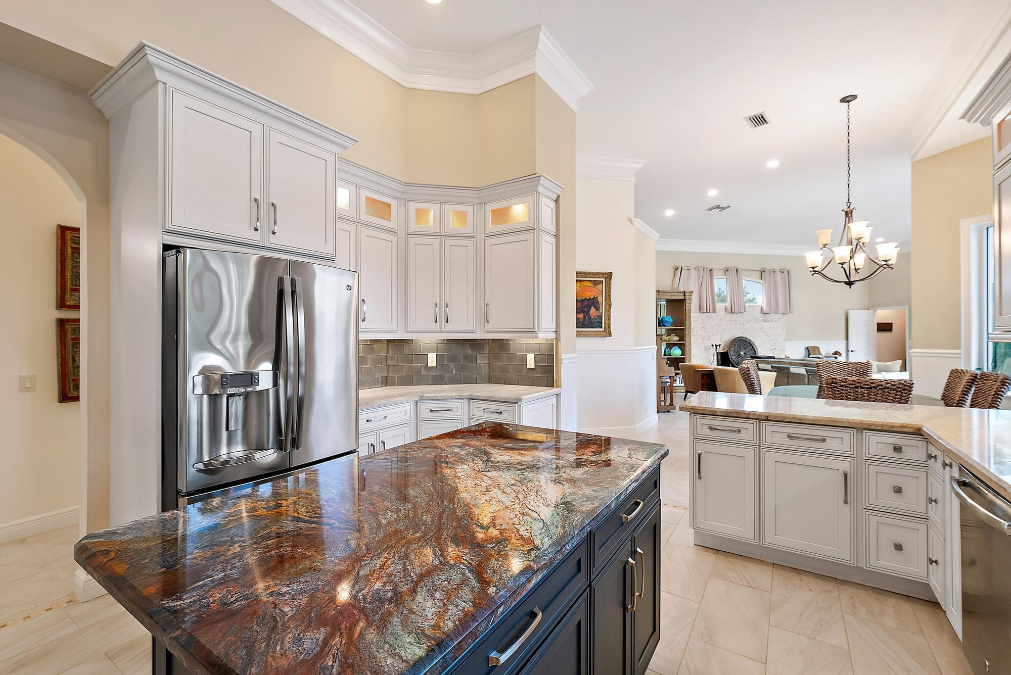 STONEWAL ESTATES - Residential