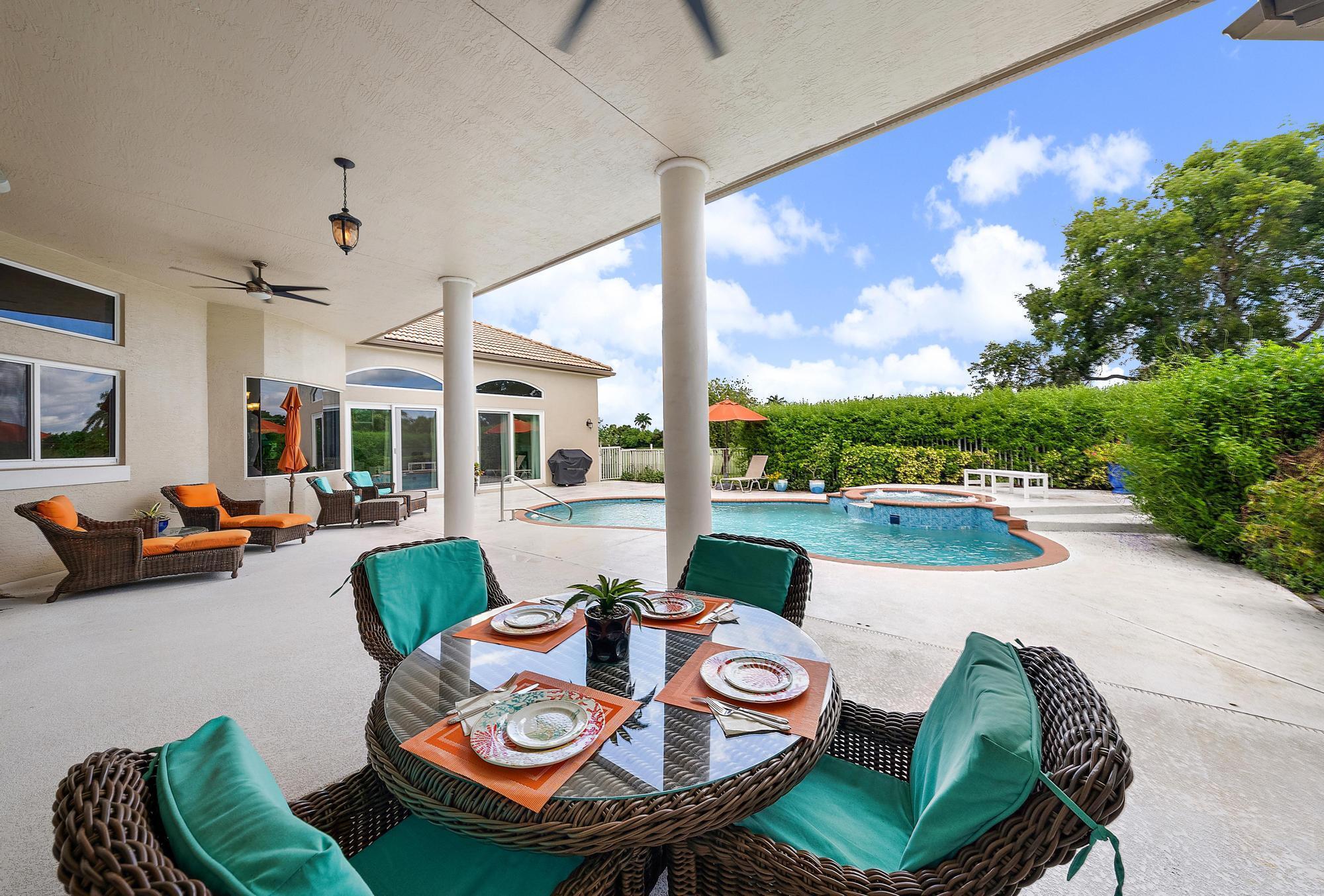 STONEWAL ESTATES - Residential