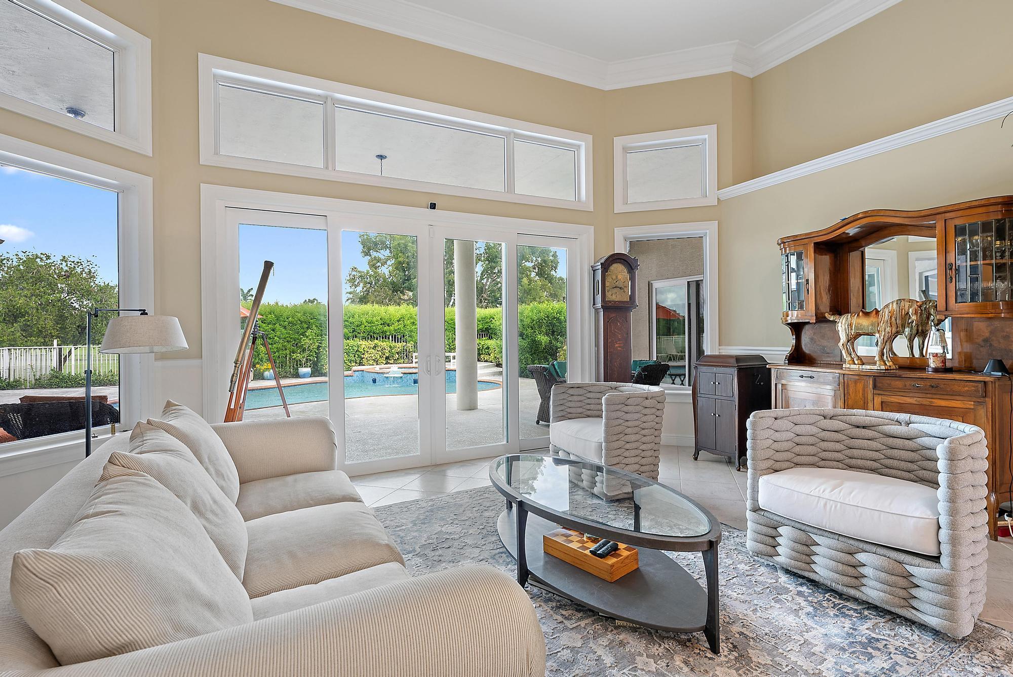 STONEWAL ESTATES - Residential