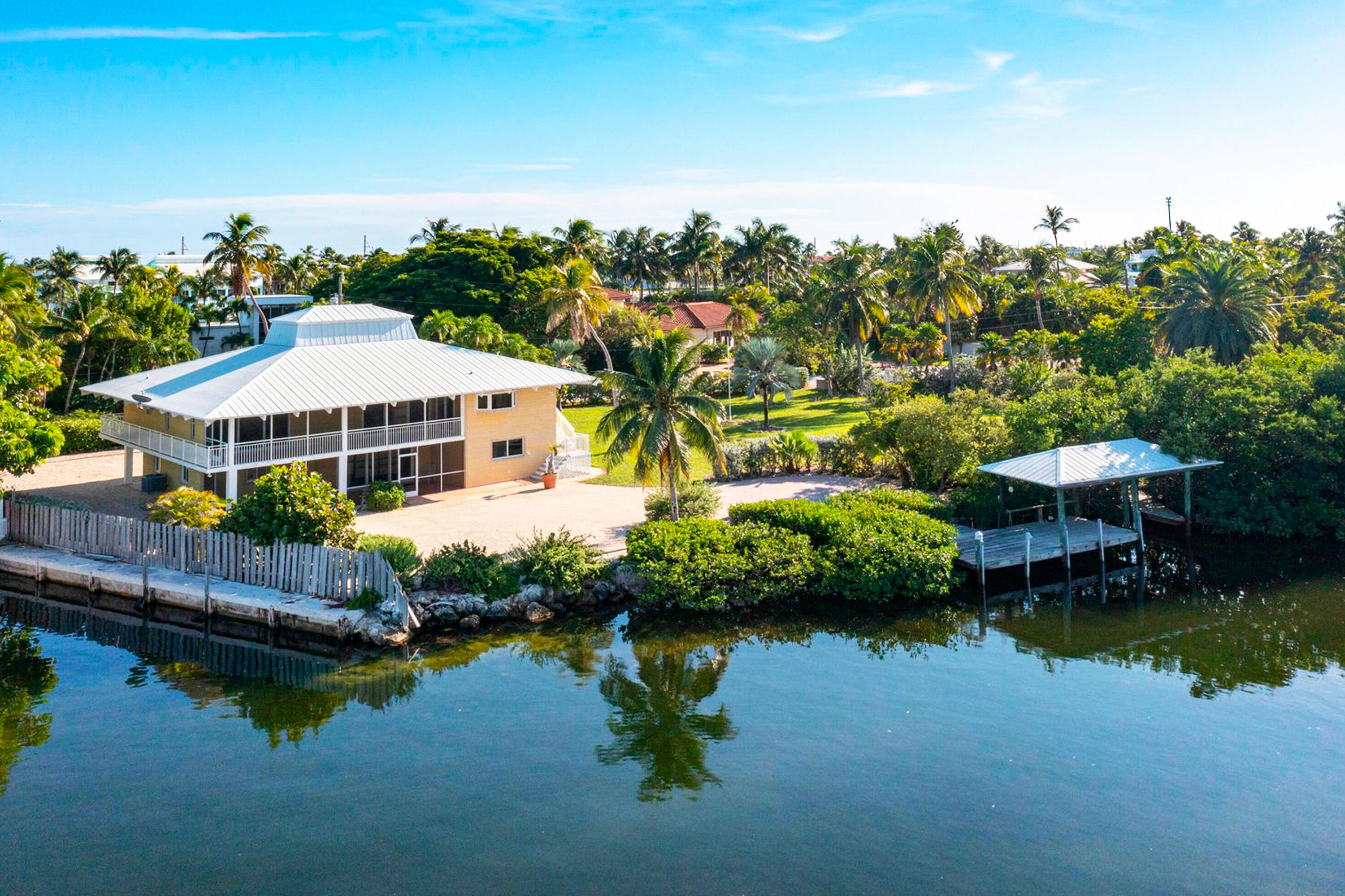 MATECUMBE SANDY BEACH - Residential