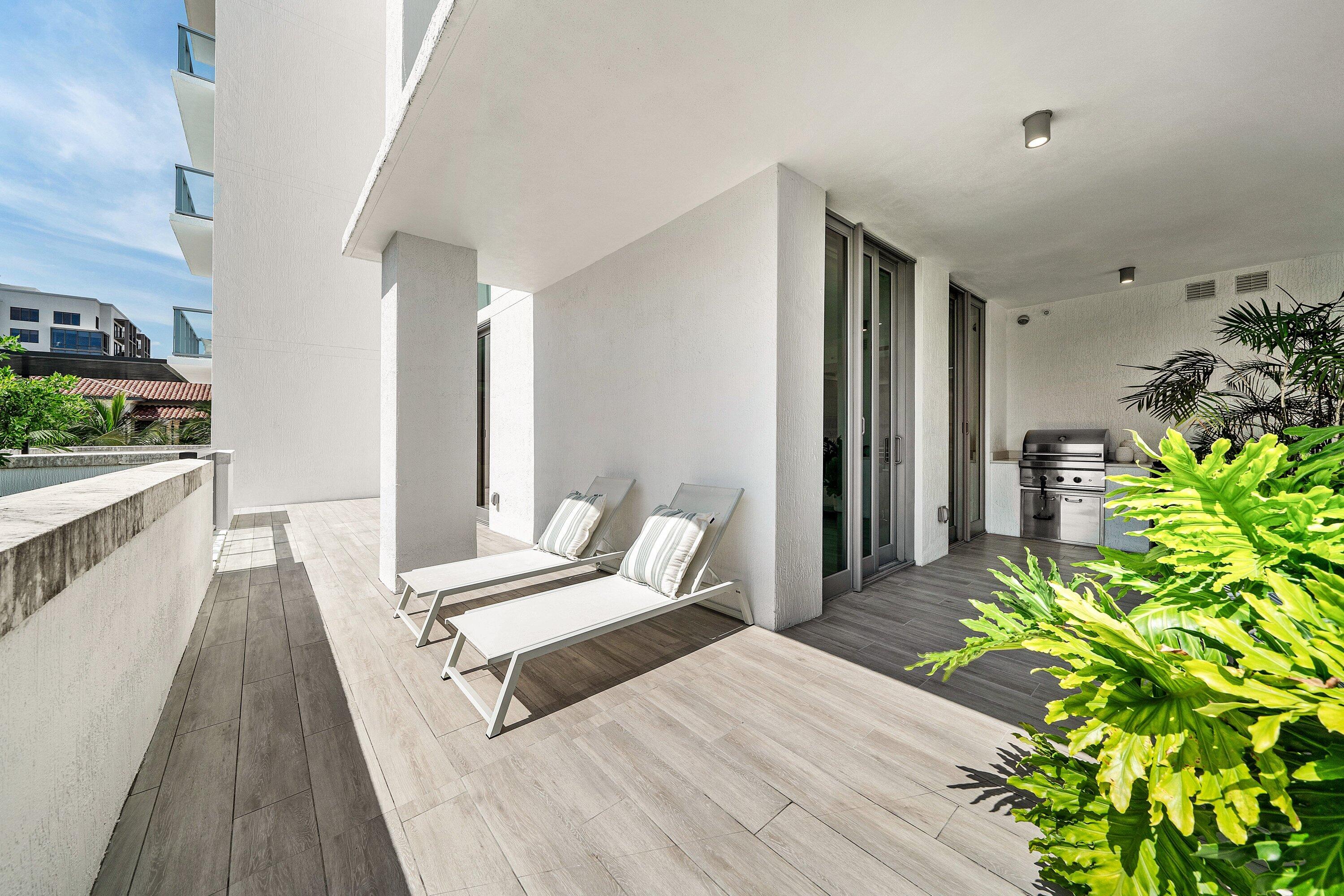 ROYAL PALM RESIDENCES CONDO - Residential
