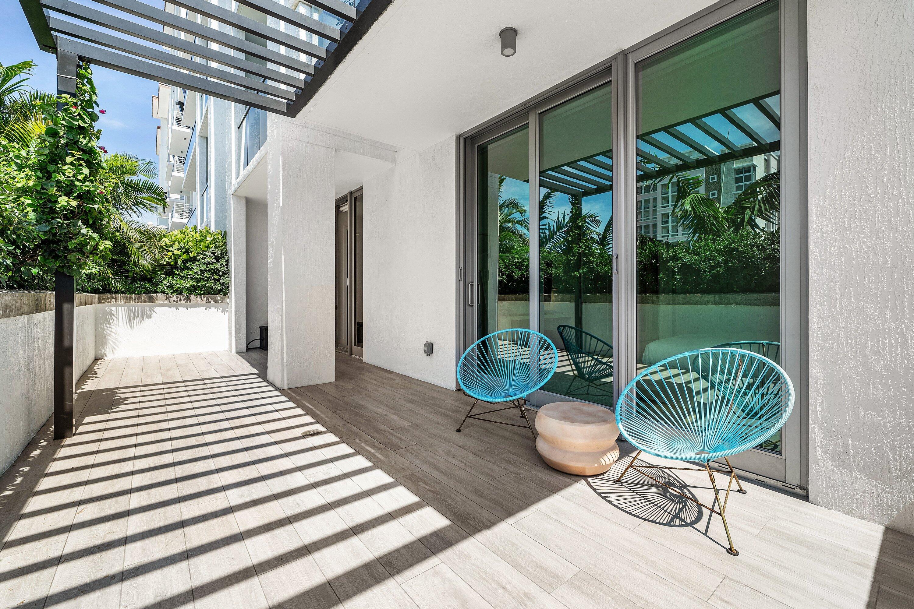 ROYAL PALM RESIDENCES CONDO - Residential