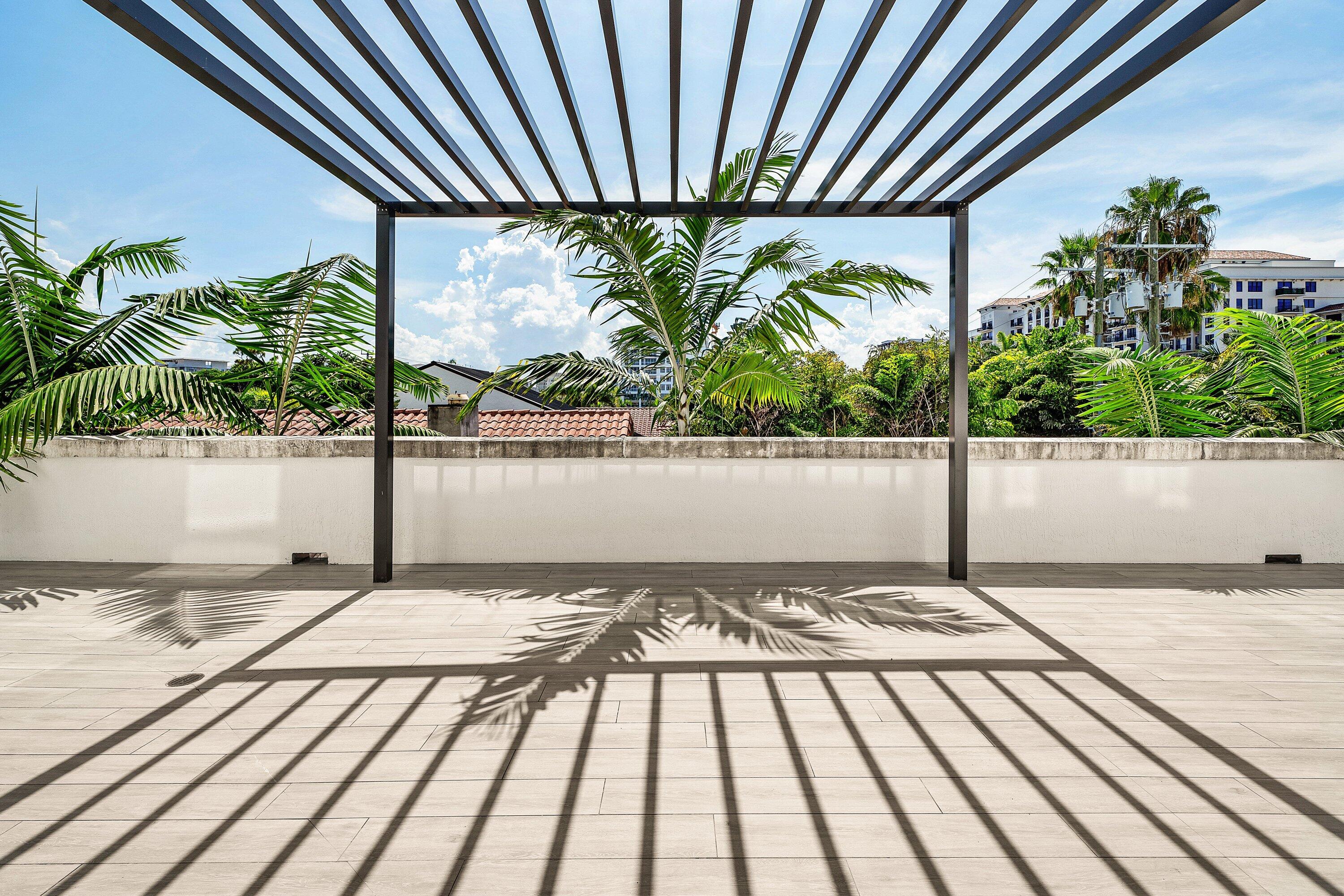 ROYAL PALM RESIDENCES CONDO - Residential