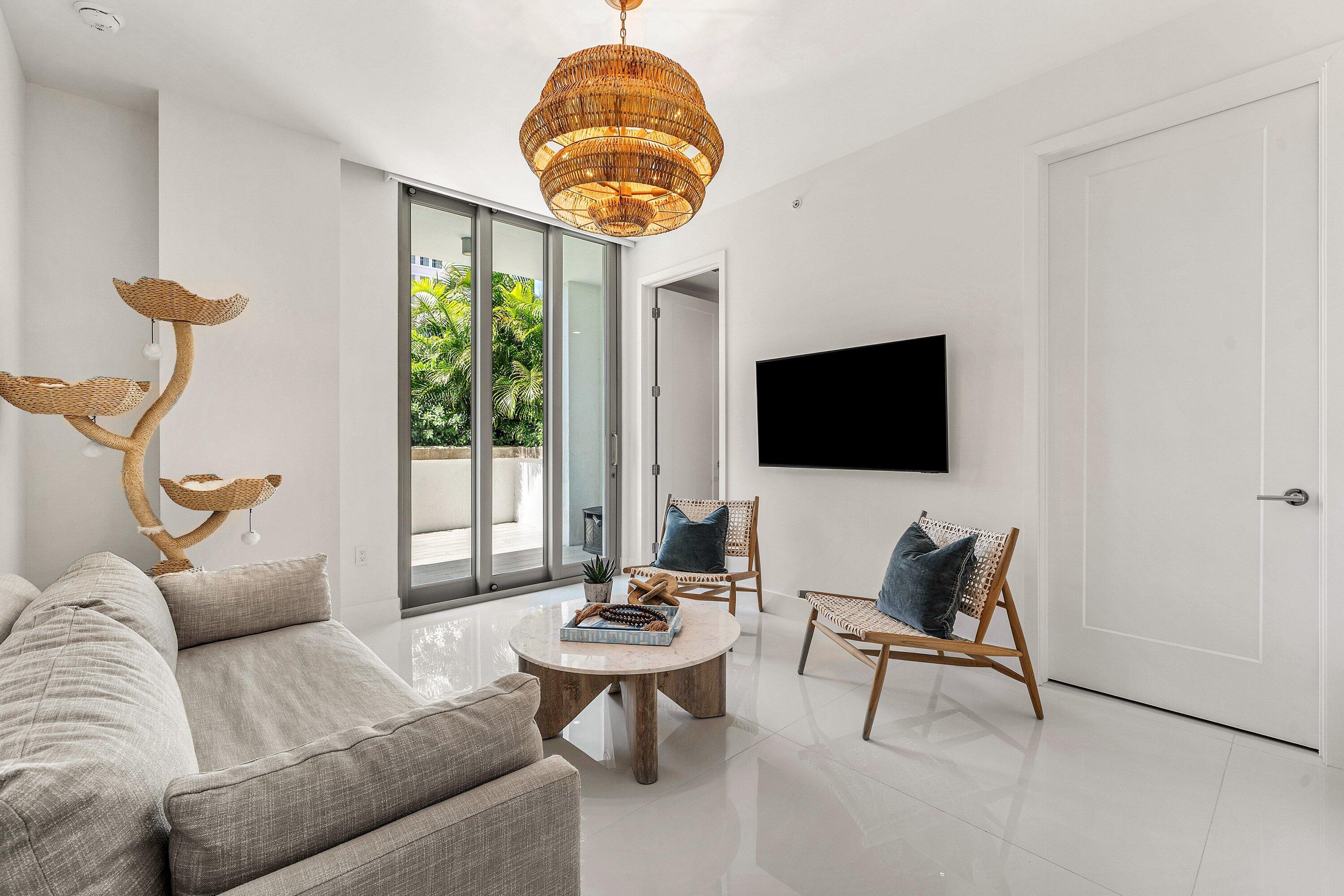 ROYAL PALM RESIDENCES CONDO - Residential