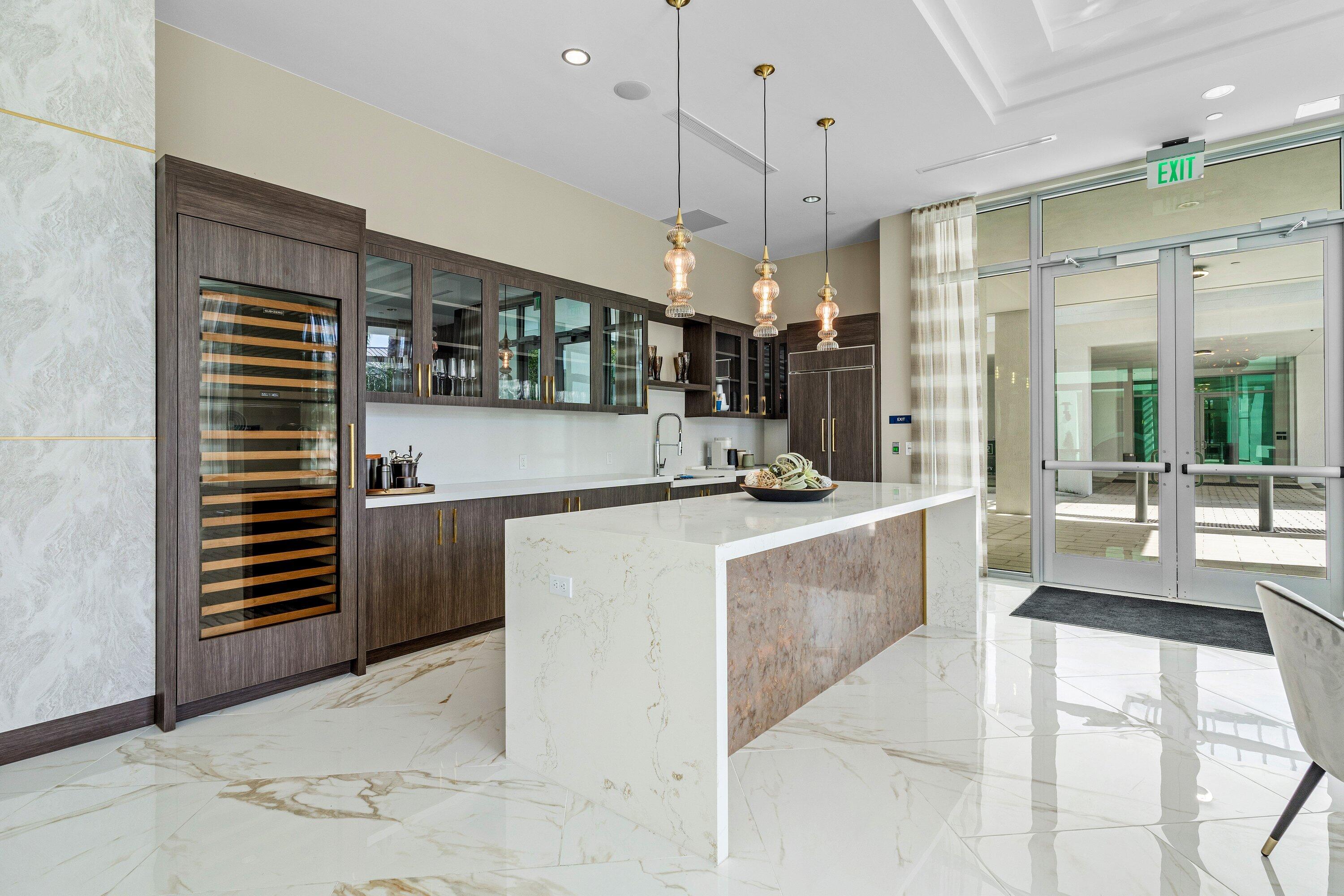 ROYAL PALM RESIDENCES CONDO - Residential