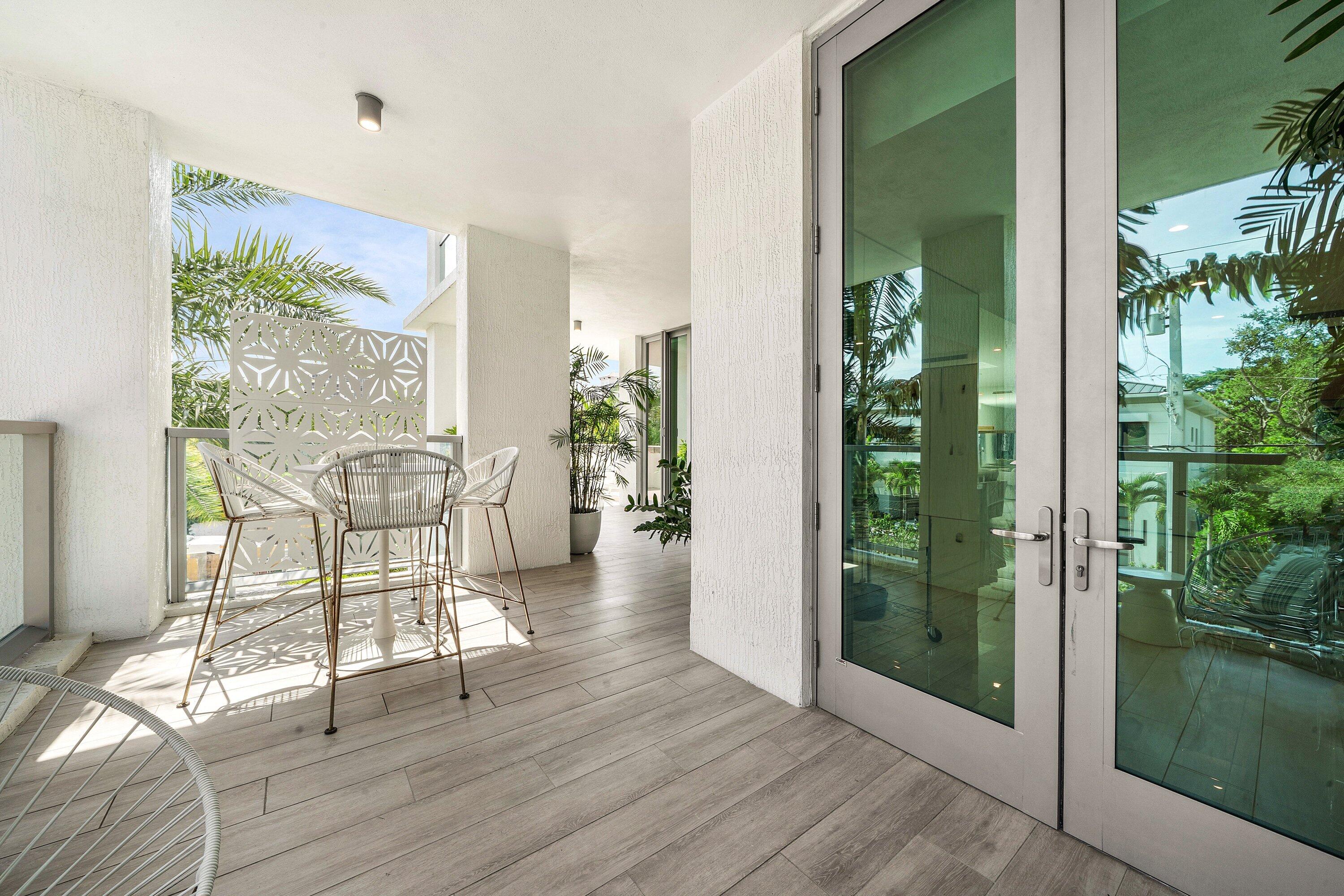 ROYAL PALM RESIDENCES CONDO - Residential