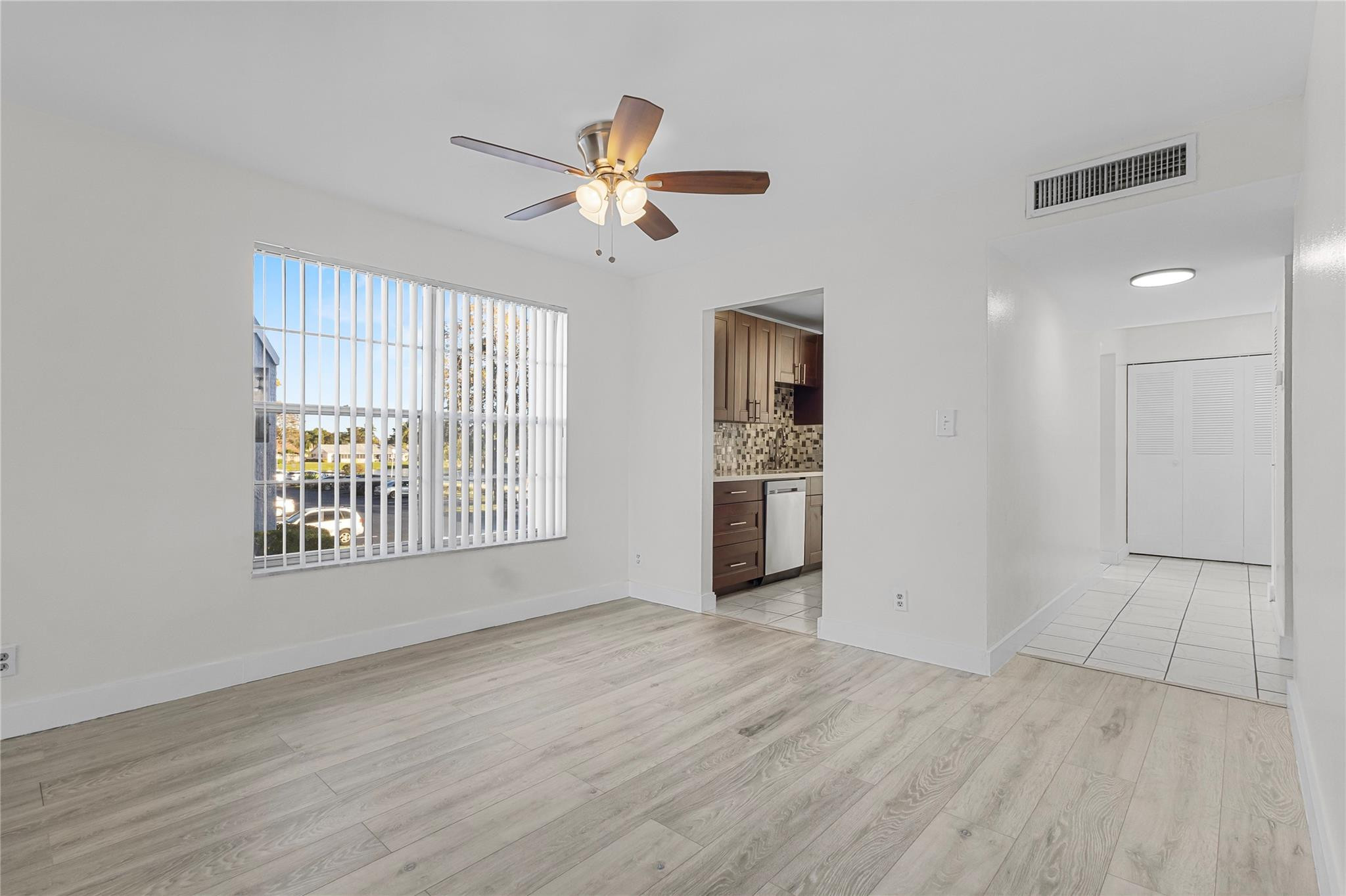FAIRWAYS OF TAMARAC CONDOMINIUM - Residential