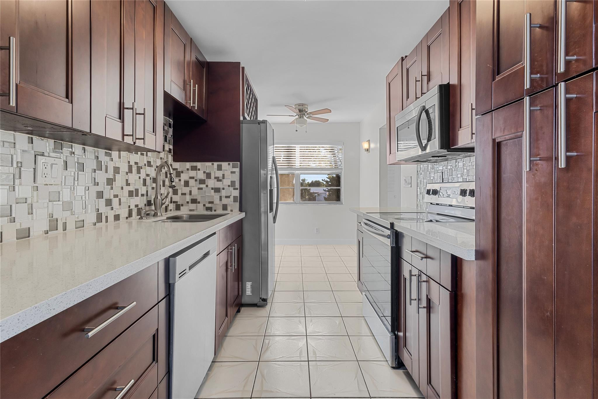 FAIRWAYS OF TAMARAC CONDOMINIUM - Residential