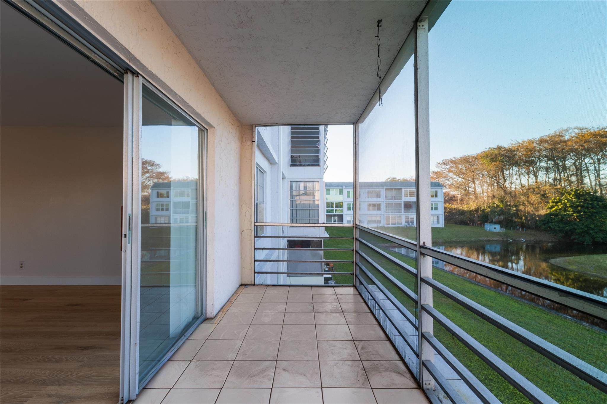 FAIRWAYS OF TAMARAC CONDOMINIUM - Residential