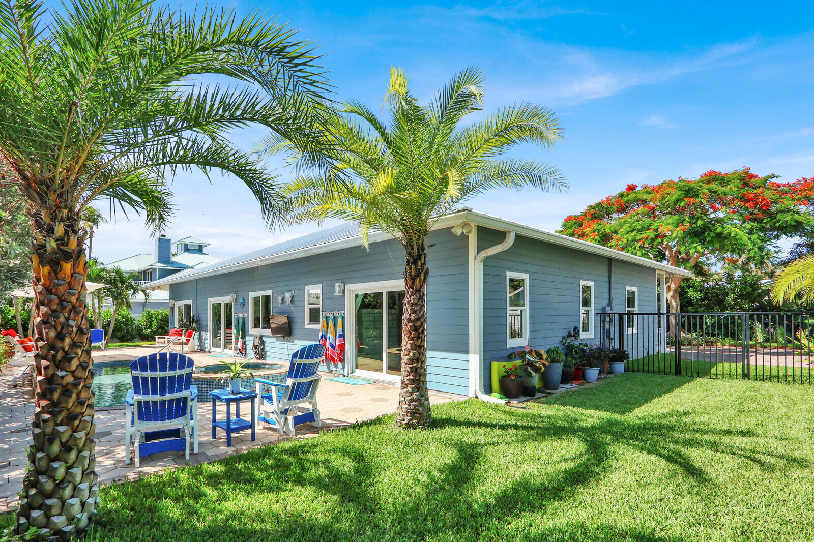 SIMS CAY - Residential