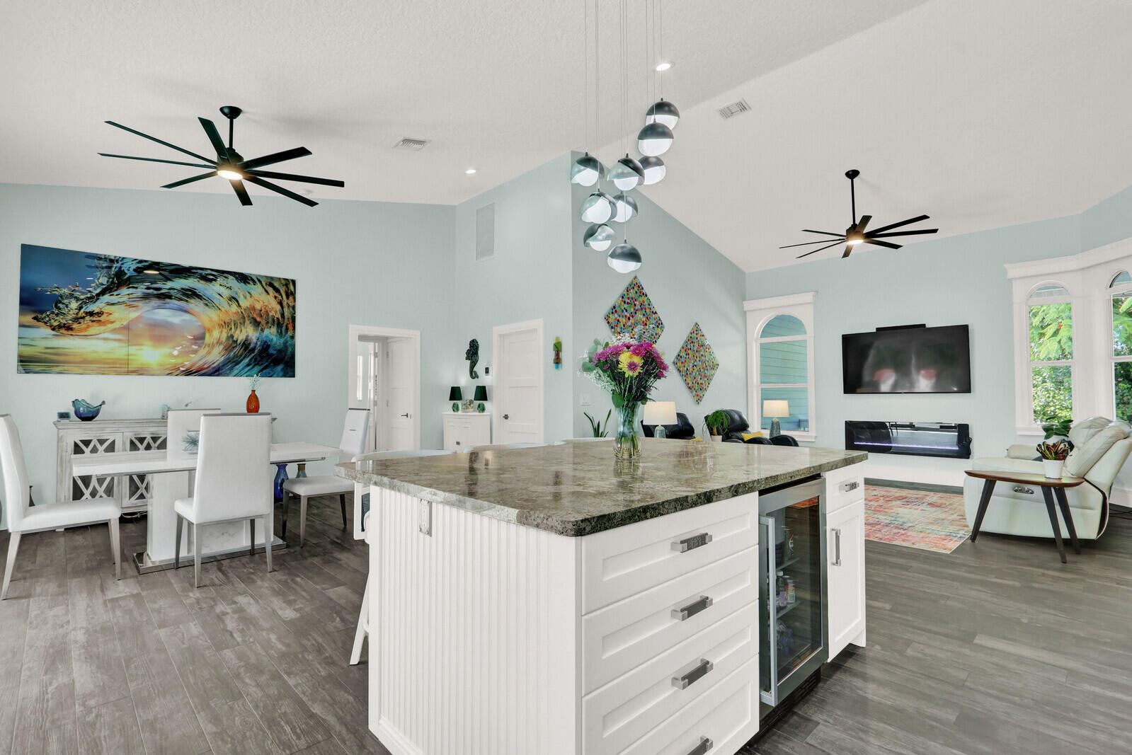 SIMS CAY - Residential