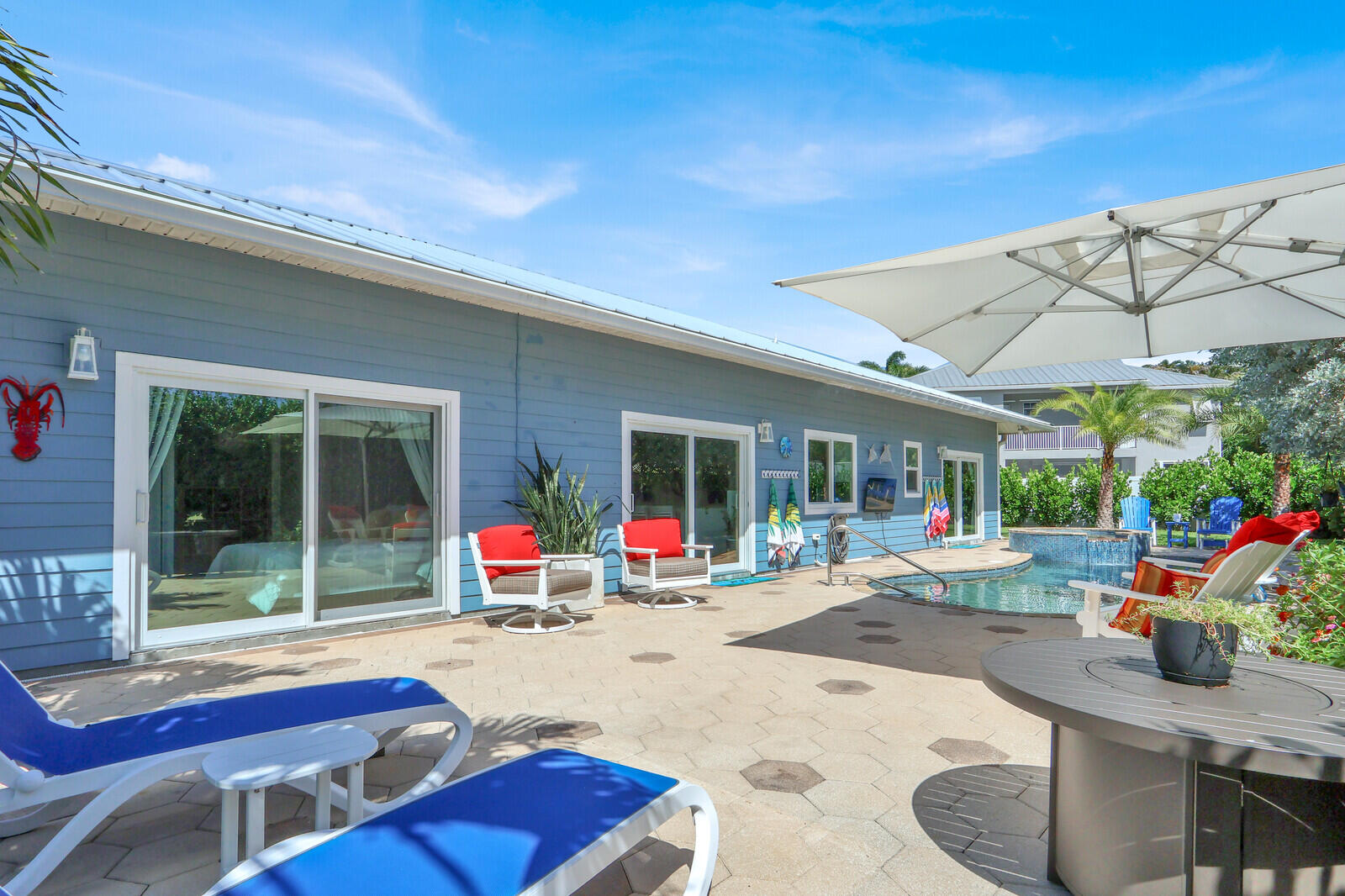 SIMS CAY - Residential