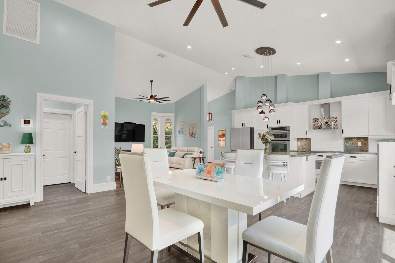 SIMS CAY - Residential