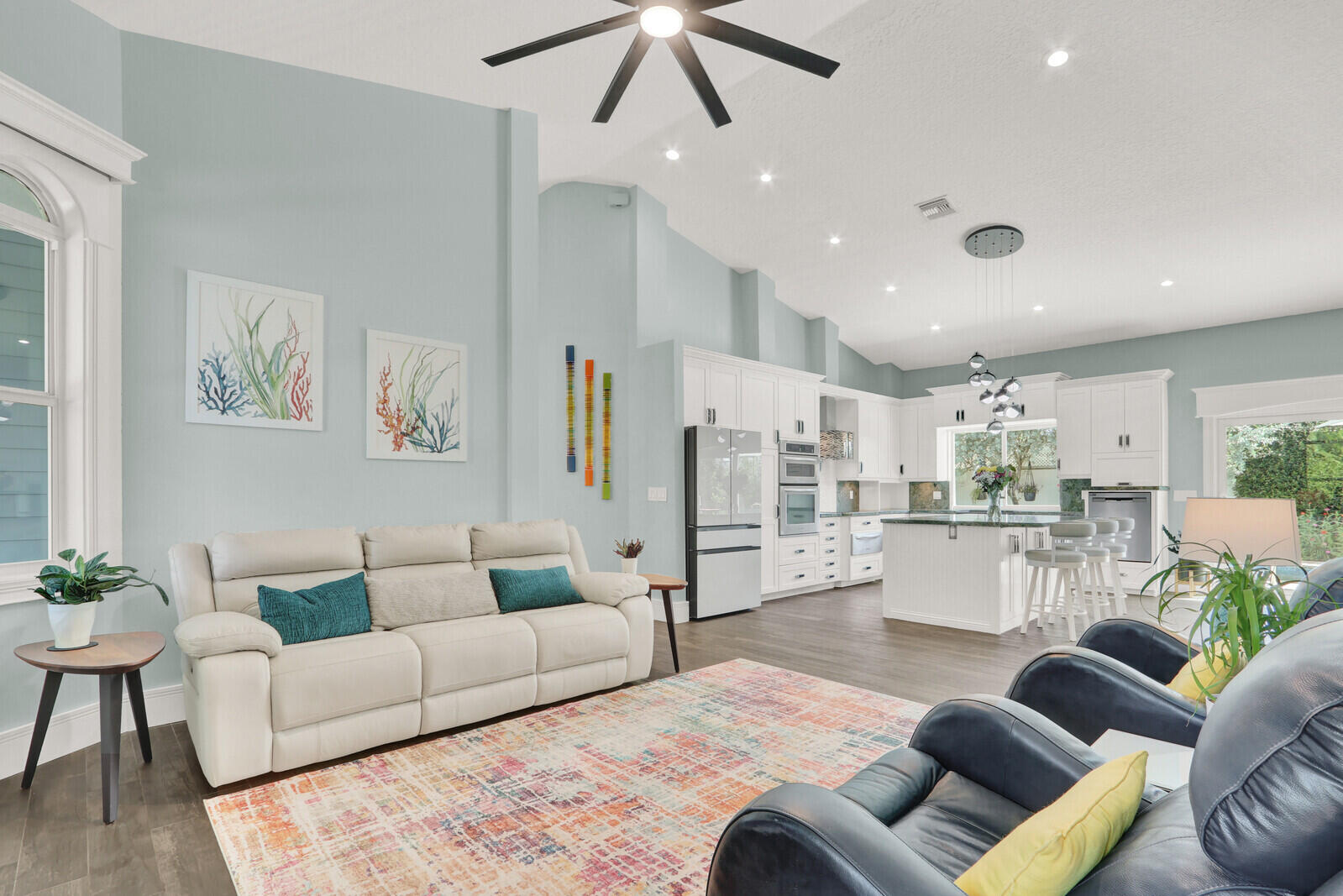 SIMS CAY - Residential