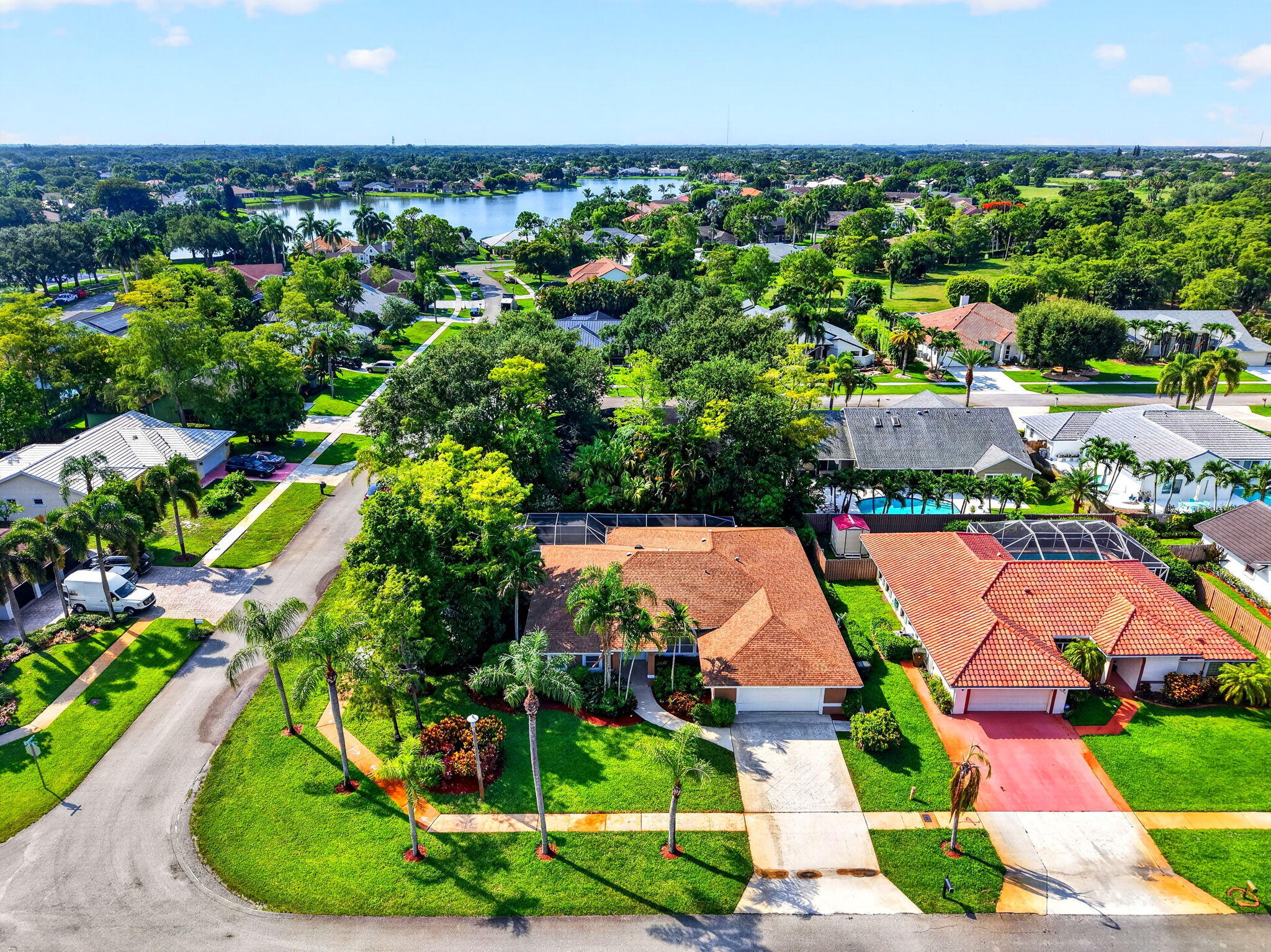 GREENVIEW SHORES 2 OF WELLINGTON - Residential