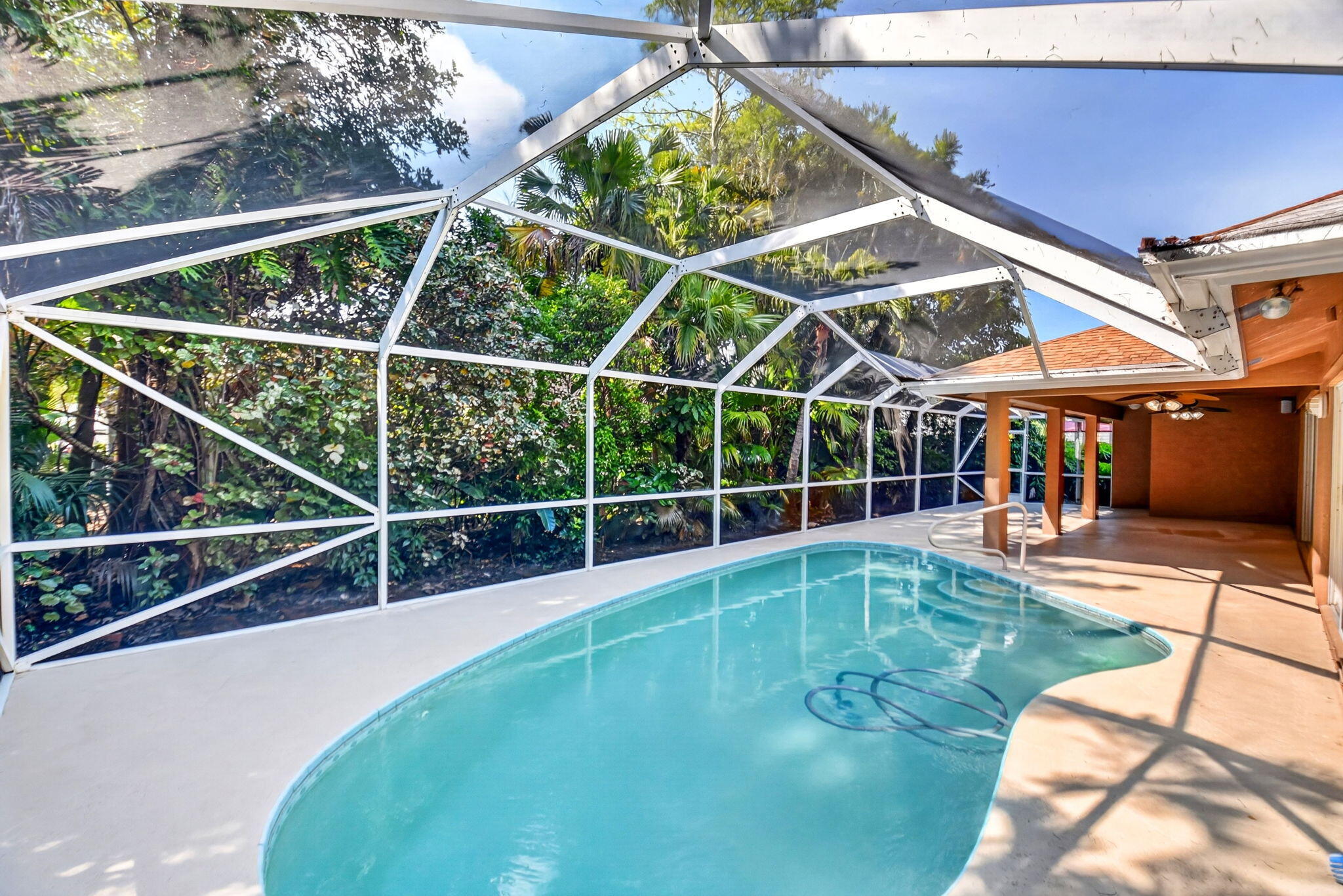 GREENVIEW SHORES 2 OF WELLINGTON - Residential