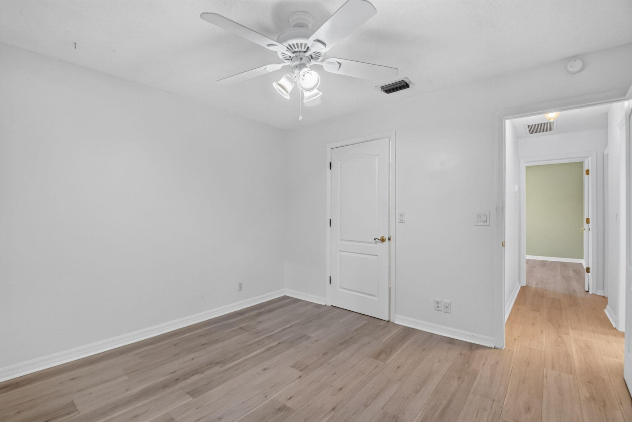 GREENVIEW SHORES 2 OF WELLINGTON - Residential