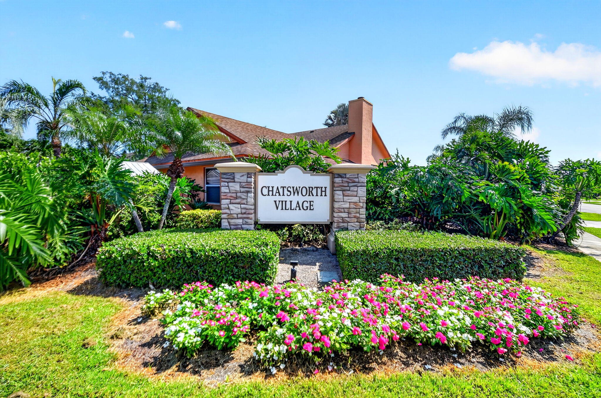 GREENVIEW SHORES 2 OF WELLINGTON - Residential