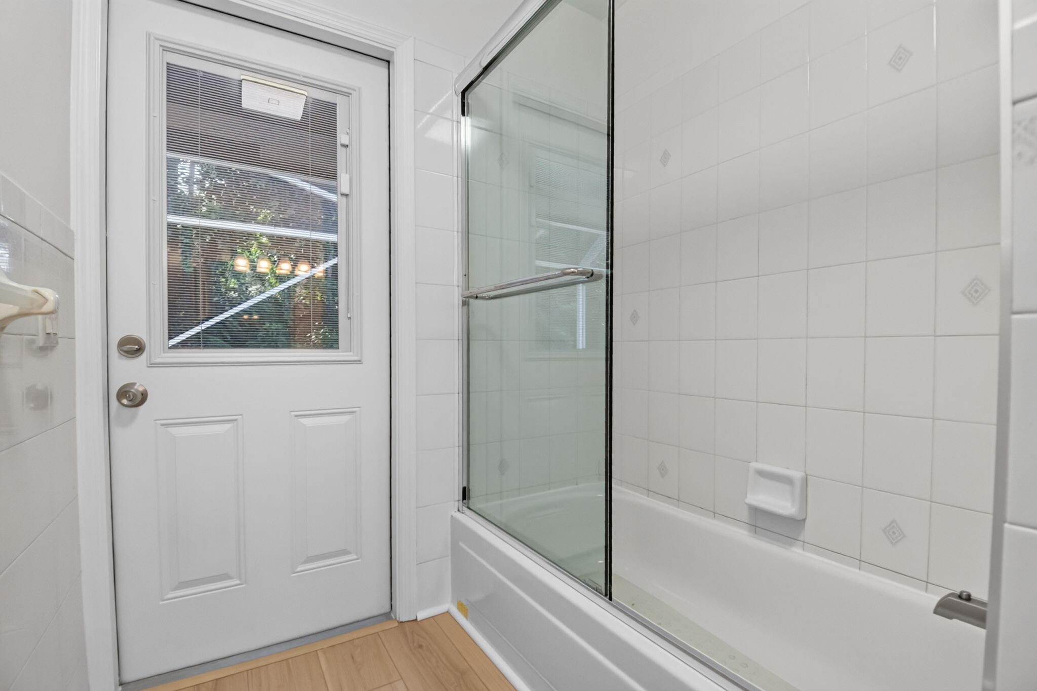 GREENVIEW SHORES 2 OF WELLINGTON - Residential