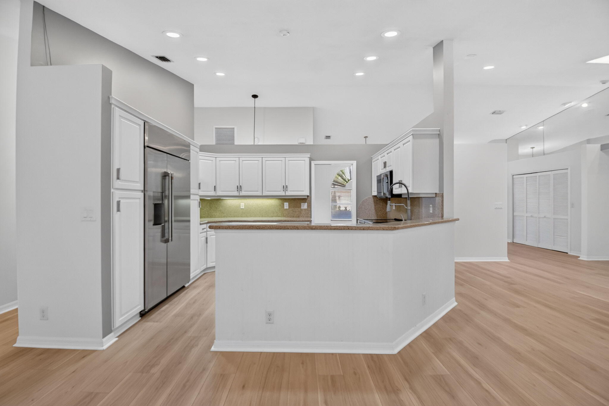 GREENVIEW SHORES 2 OF WELLINGTON - Residential
