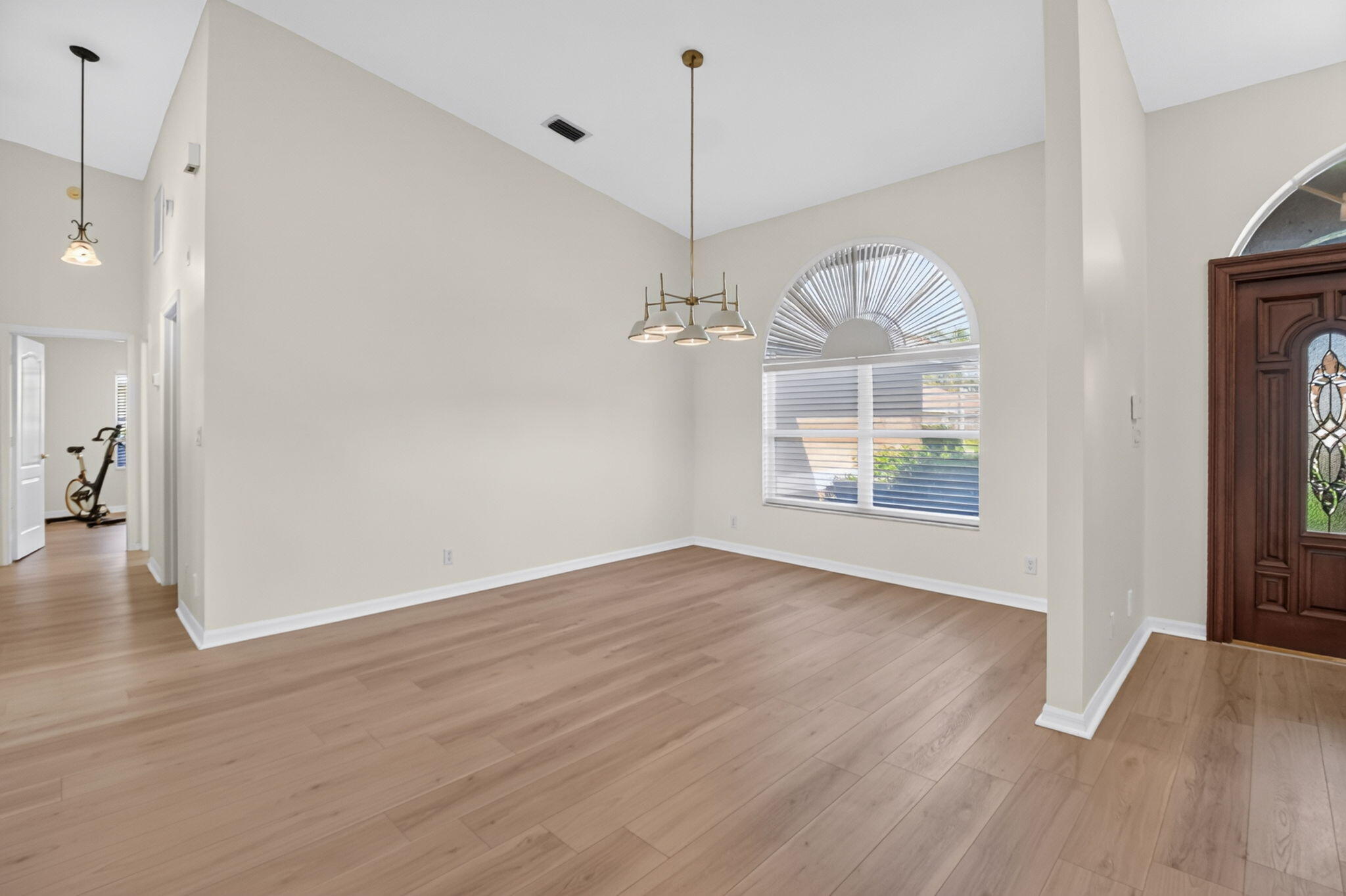 GREENVIEW SHORES 2 OF WELLINGTON - Residential