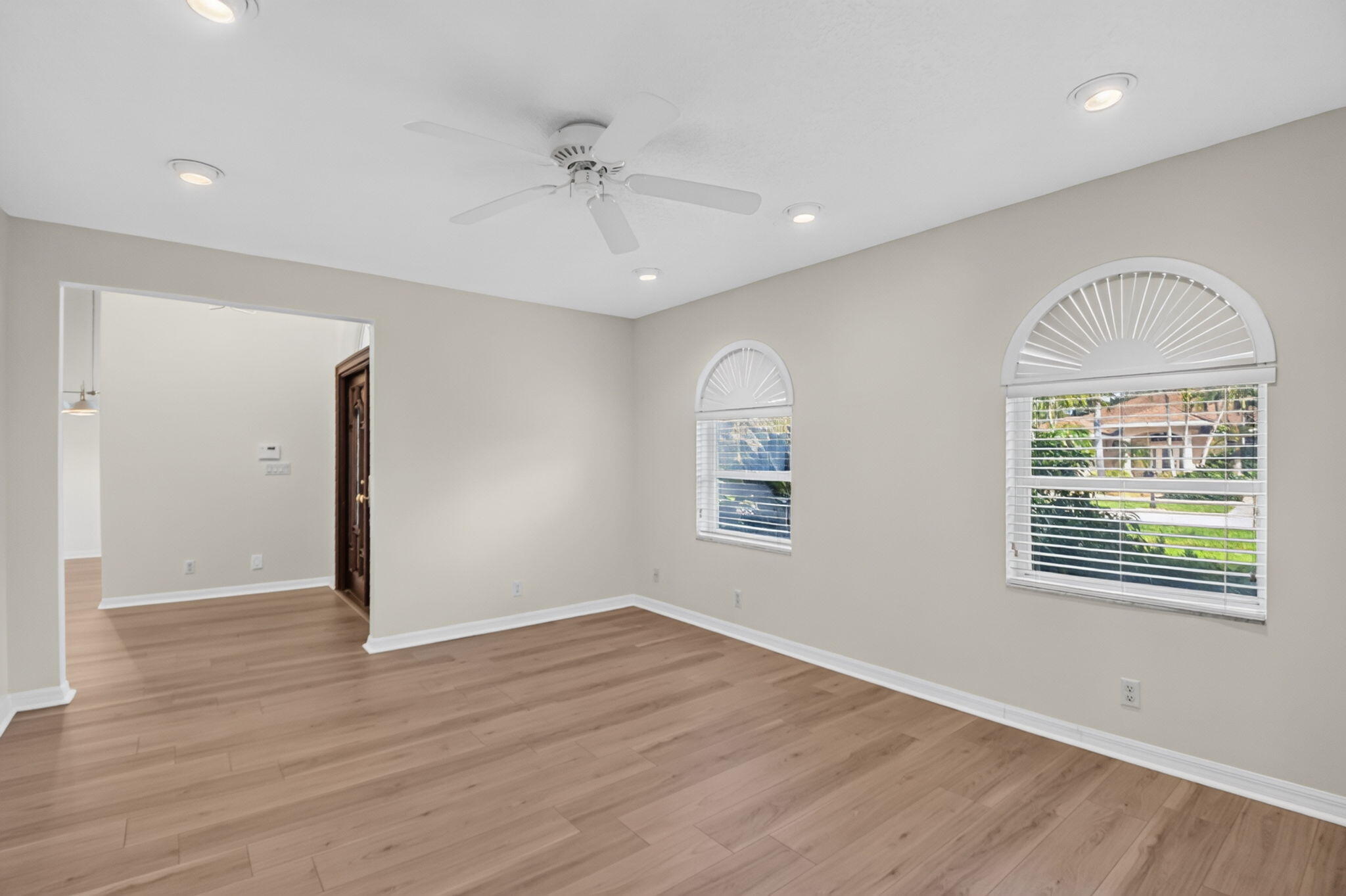 GREENVIEW SHORES 2 OF WELLINGTON - Residential