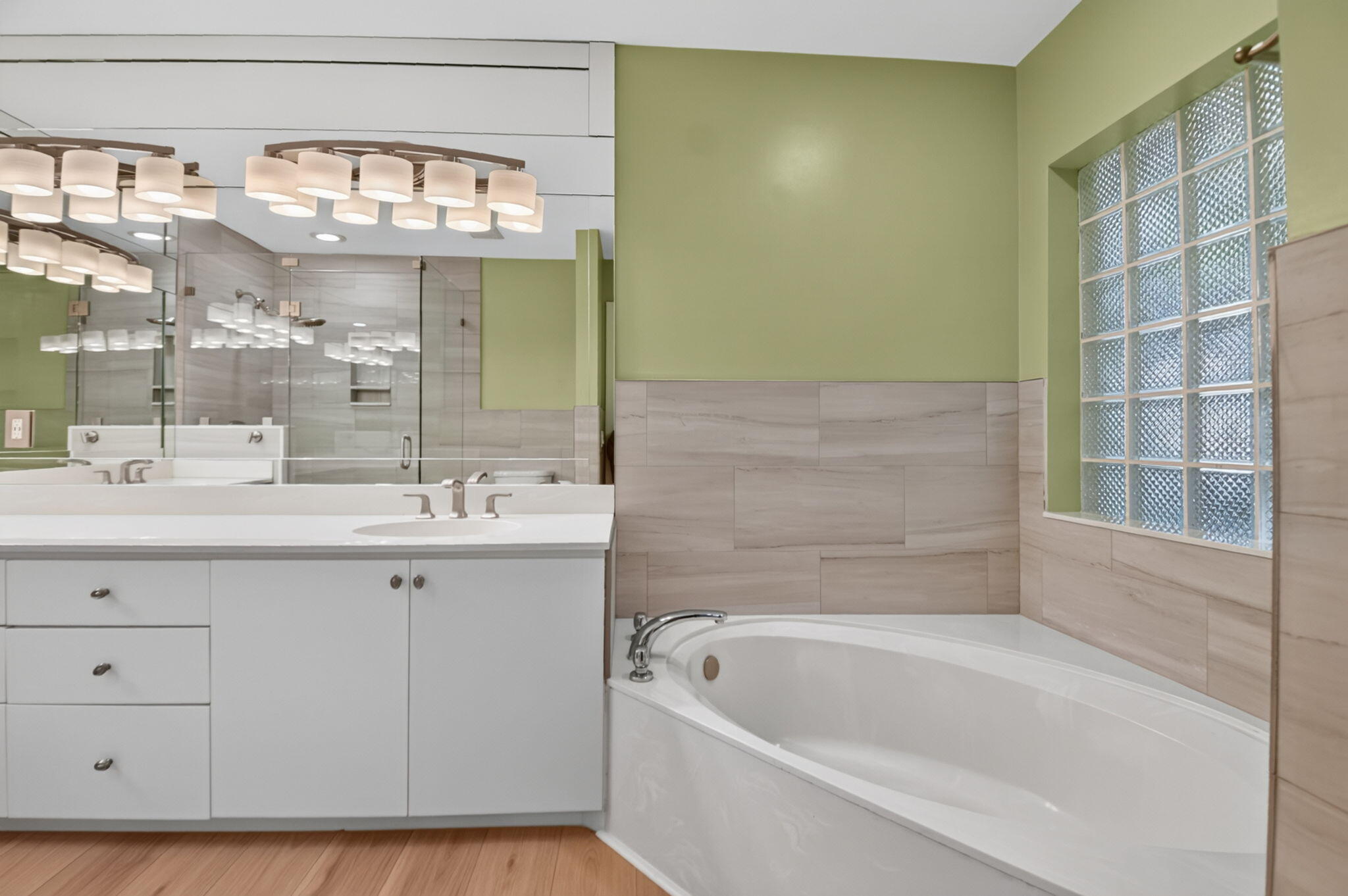 GREENVIEW SHORES 2 OF WELLINGTON - Residential