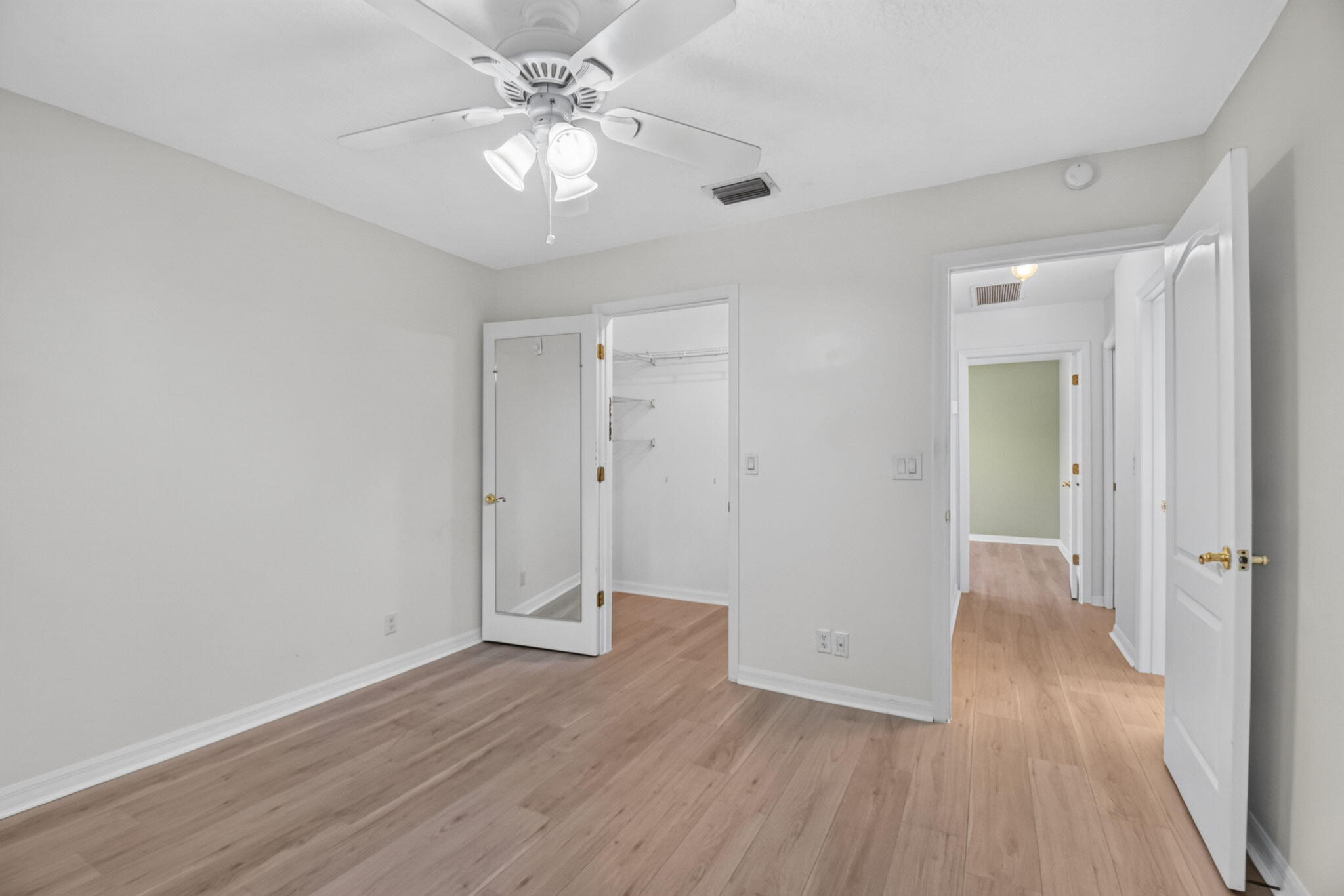 GREENVIEW SHORES 2 OF WELLINGTON - Residential