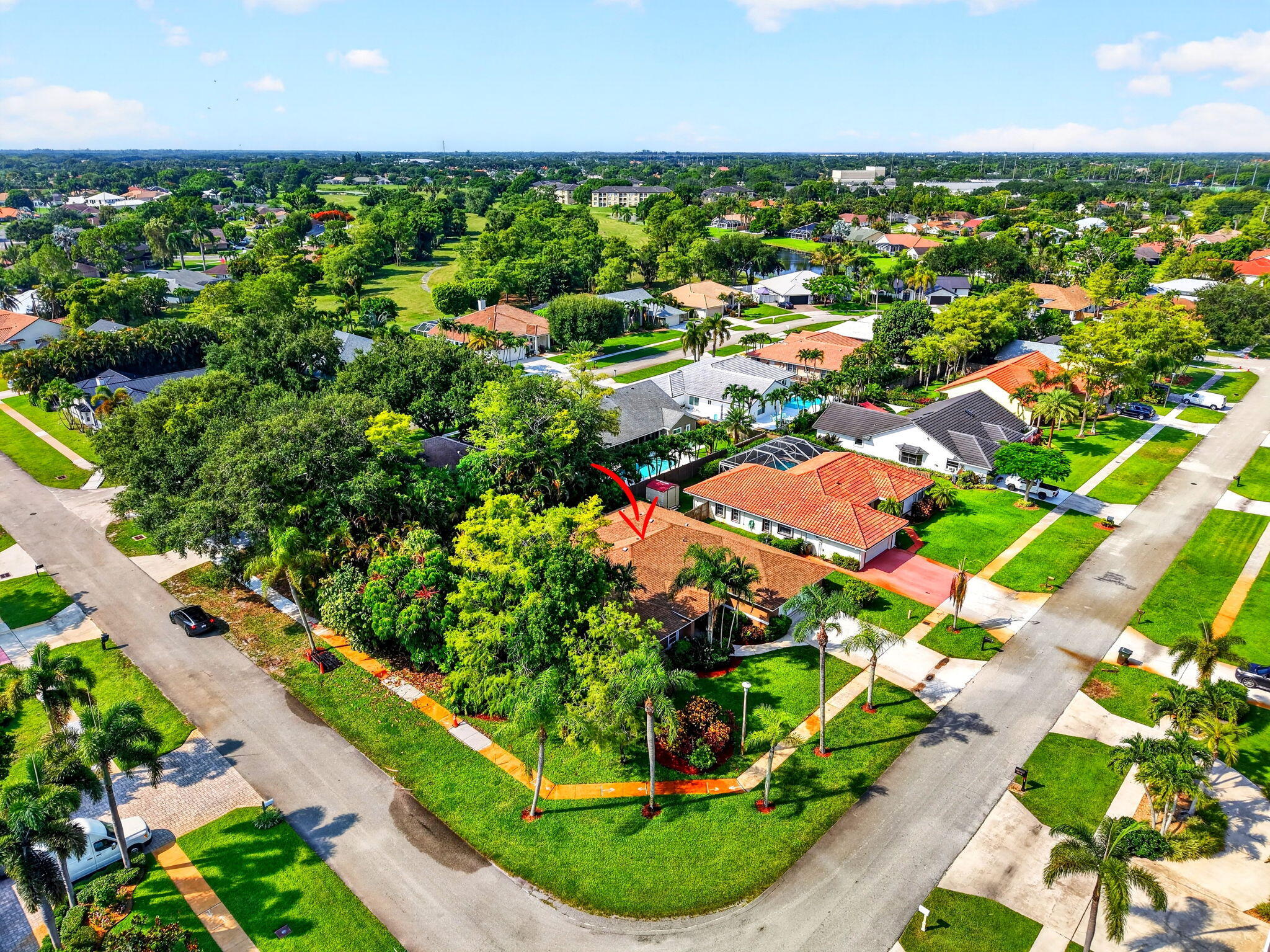 GREENVIEW SHORES 2 OF WELLINGTON - Residential