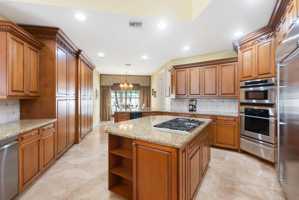 PGA RESORT COMMUNITY OF PRESTON - Residential