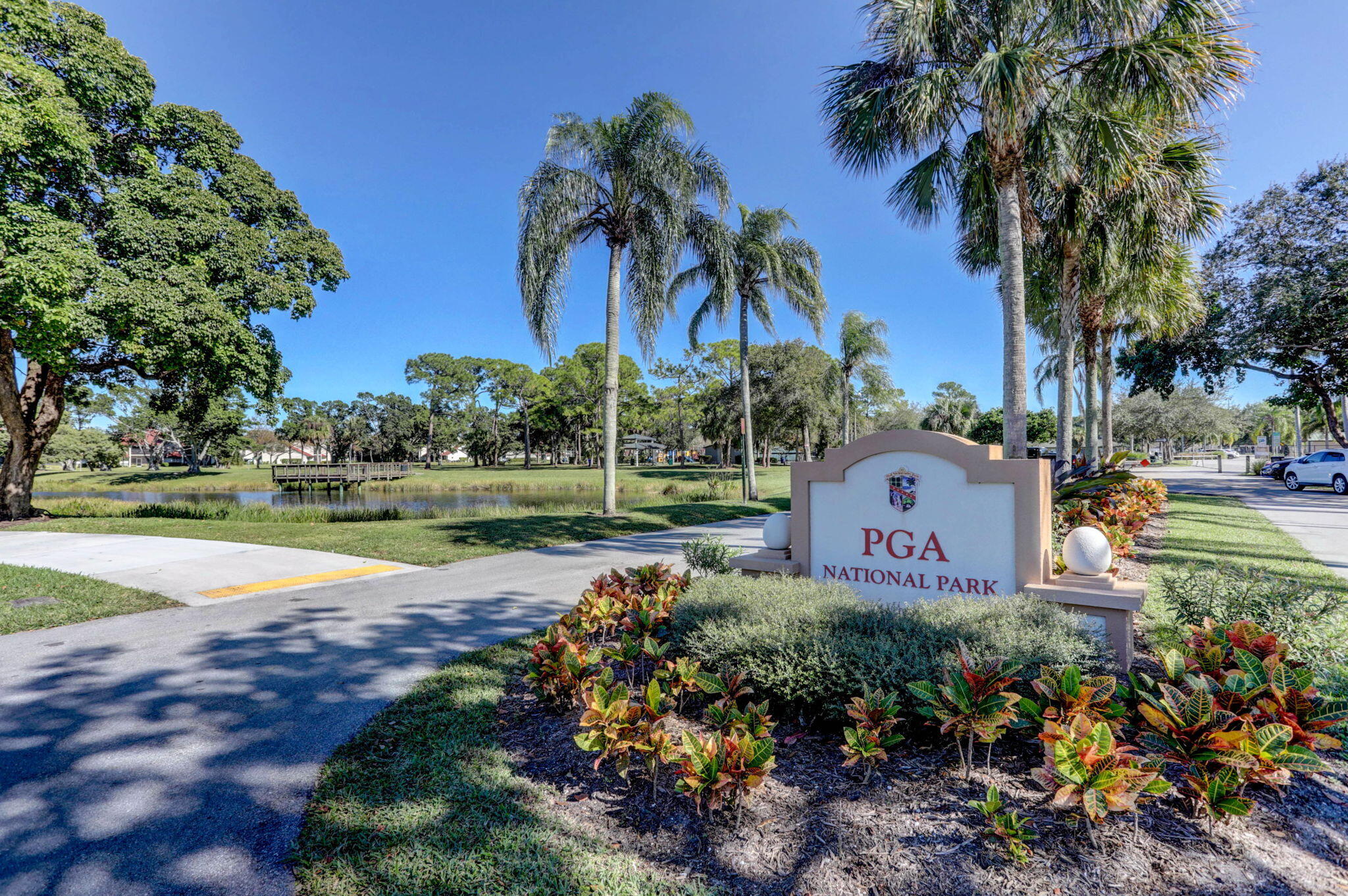 PGA RESORT COMMUNITY OF PRESTON - Residential