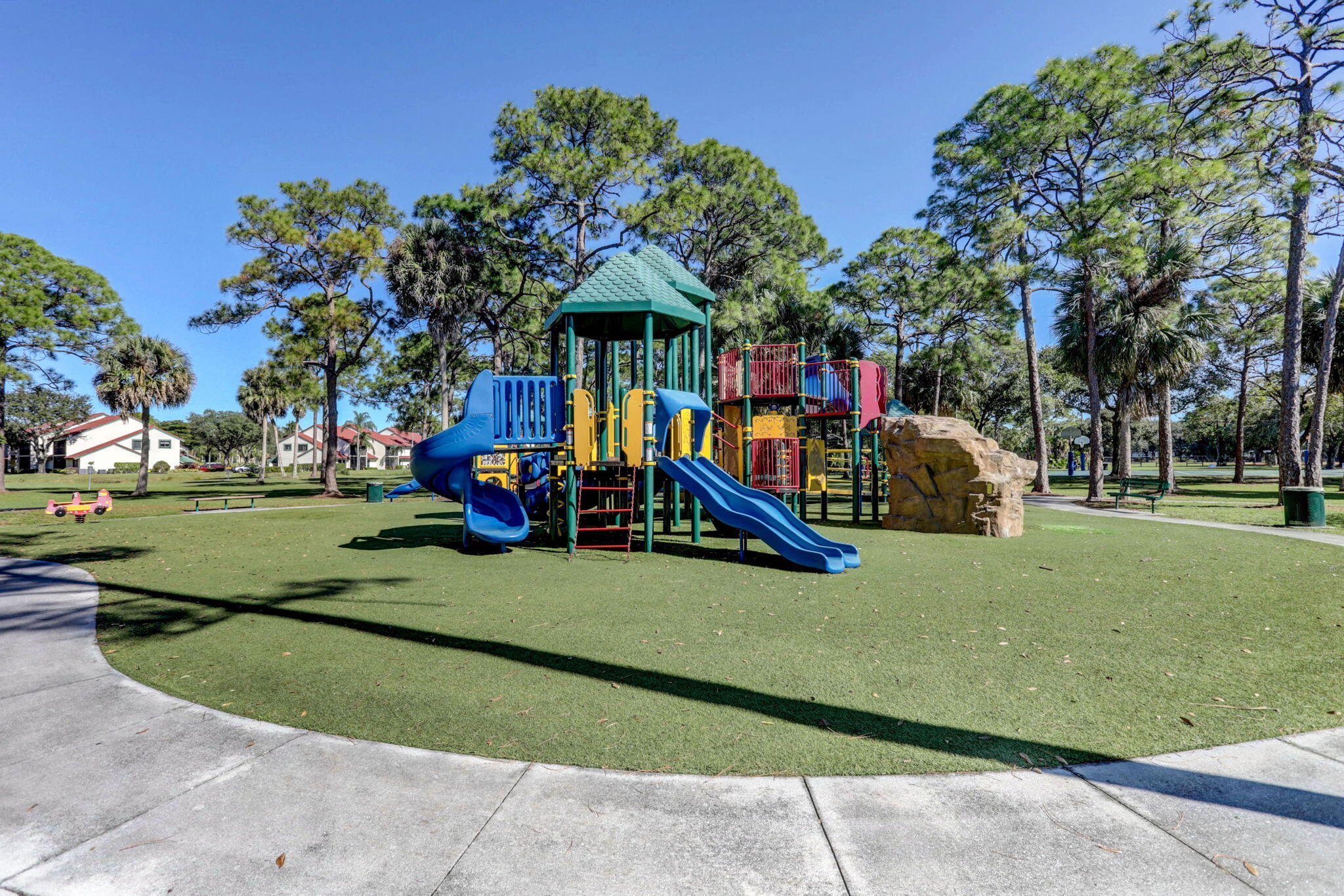 PGA RESORT COMMUNITY OF PRESTON - Residential