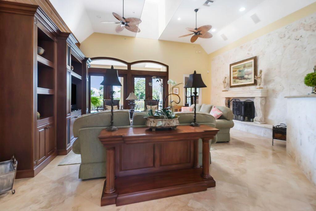 PGA RESORT COMMUNITY OF PRESTON - Residential