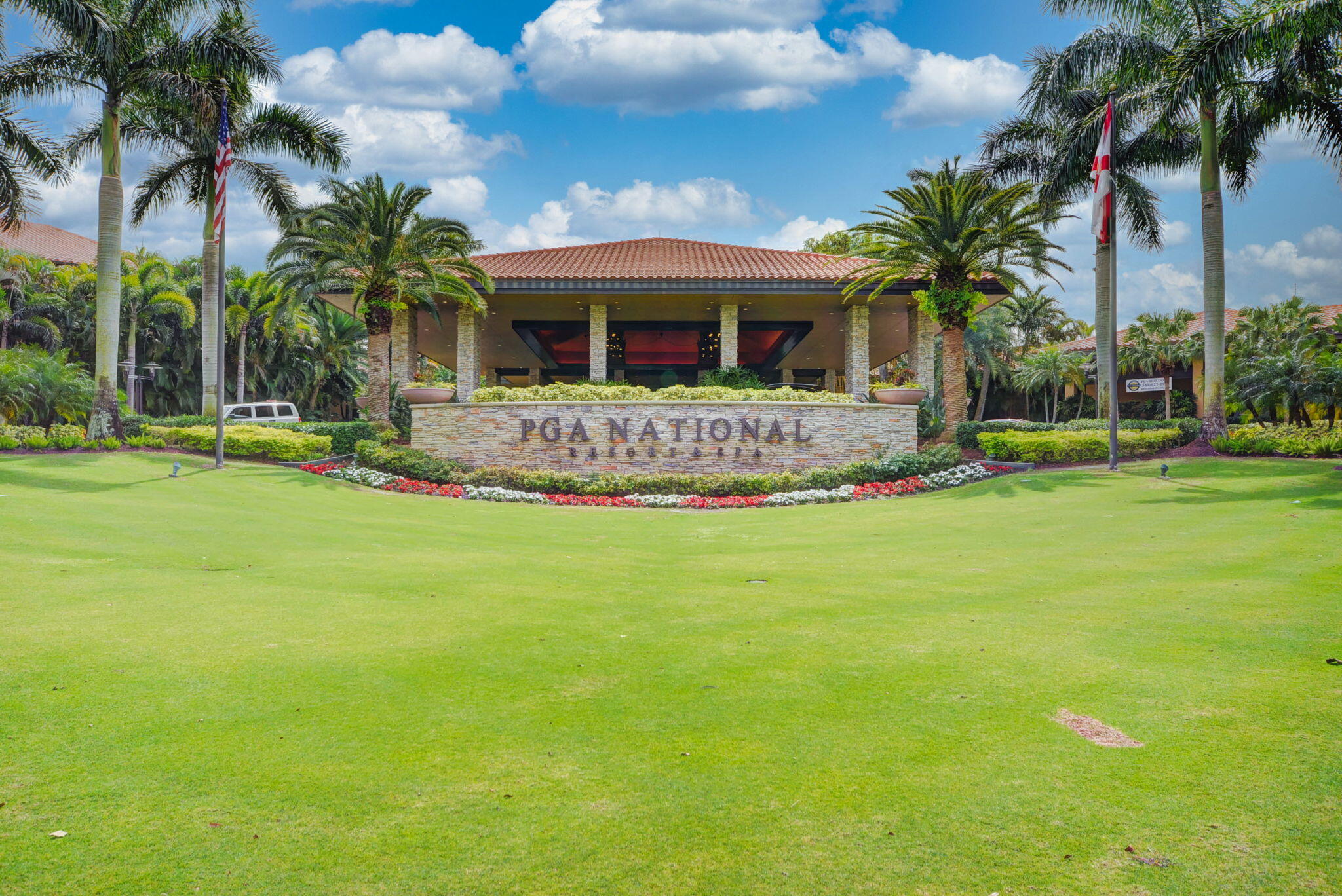 PGA RESORT COMMUNITY OF PRESTON - Residential