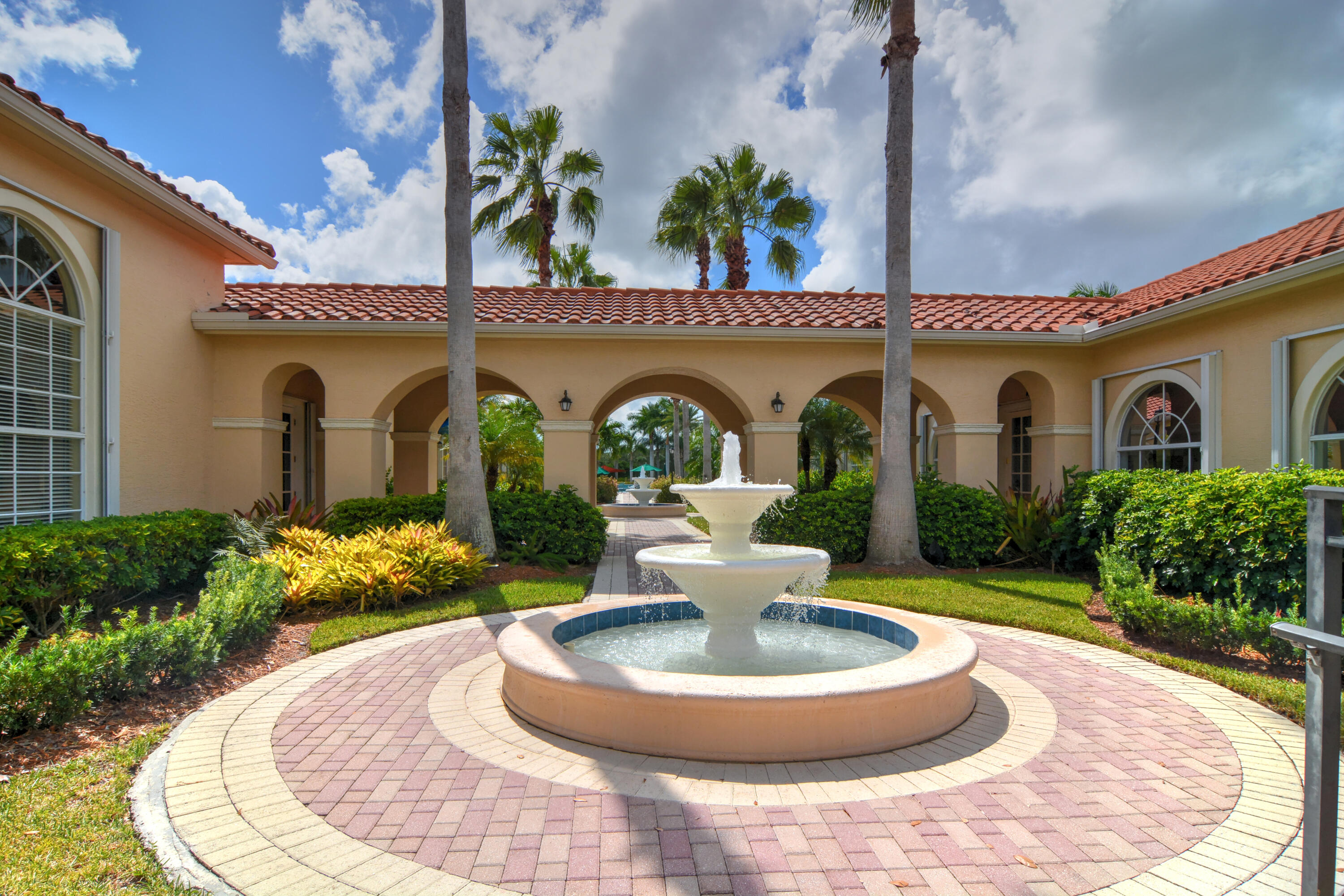 CASCADES AT ST LUCIE WEST - Residential