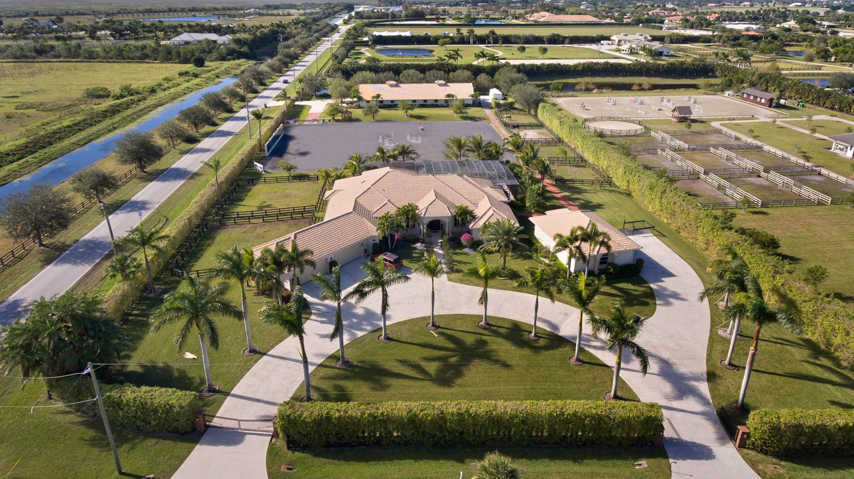PALM BEACH POINT EAST - Residential