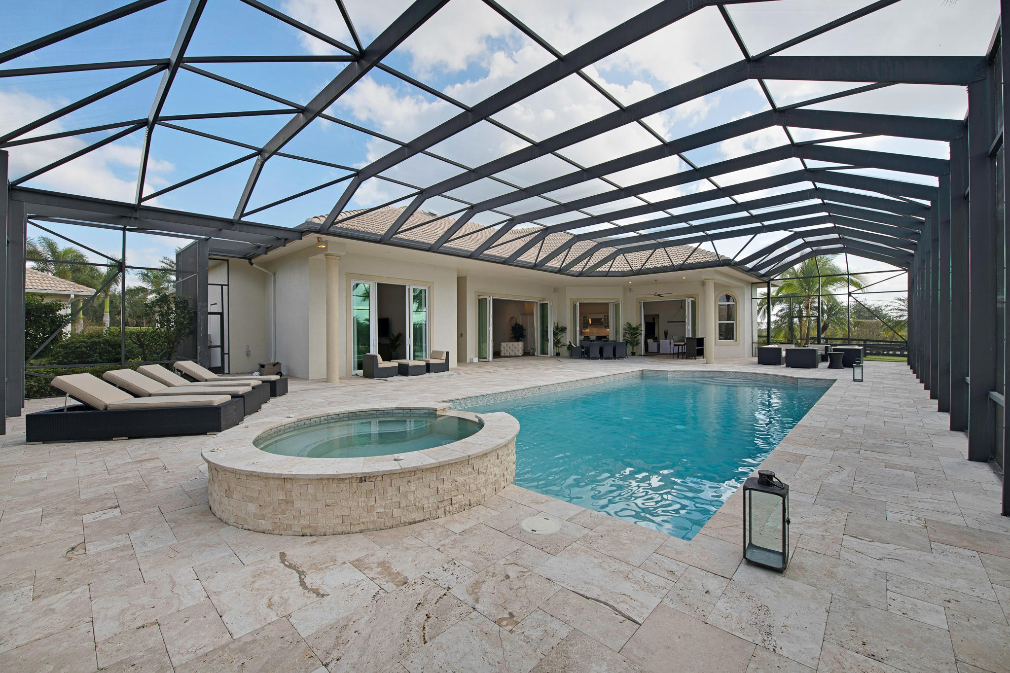 PALM BEACH POINT EAST - Residential