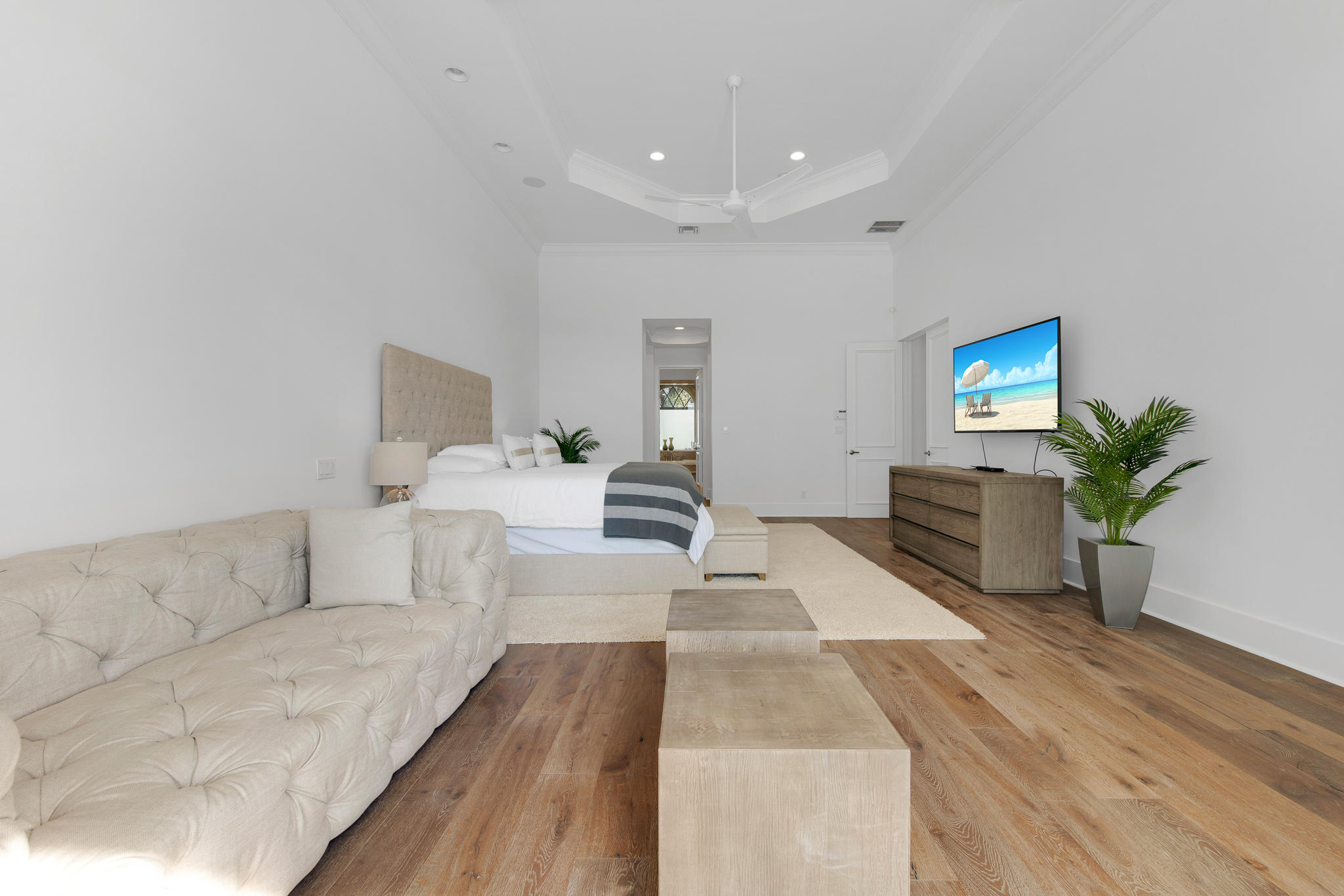 PALM BEACH POINT EAST - Residential
