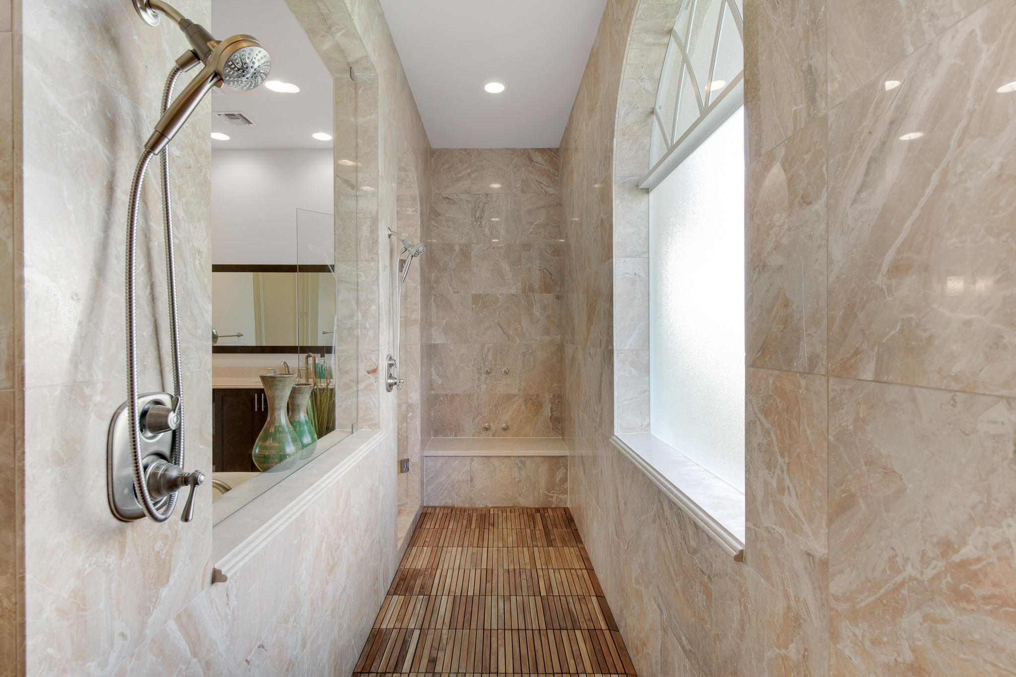 PALM BEACH POINT EAST - Residential