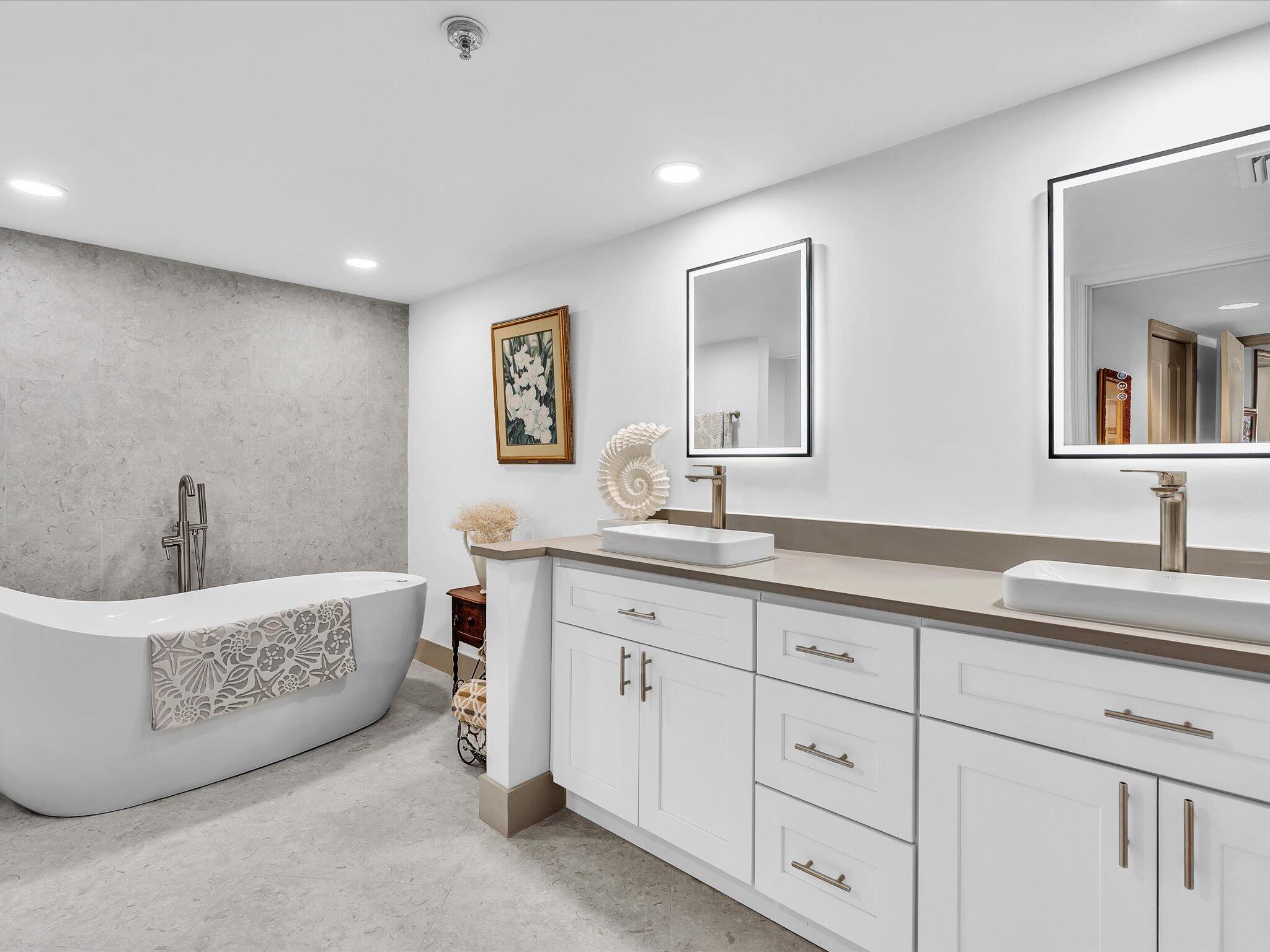 THIRTY-THREE SIXTY CONDO - Residential