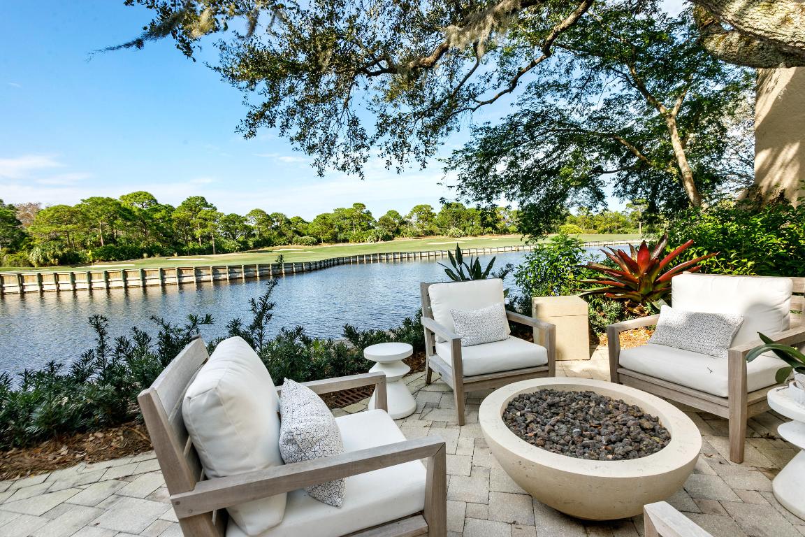 BEARS CLUB VILLAS CONDO - Residential