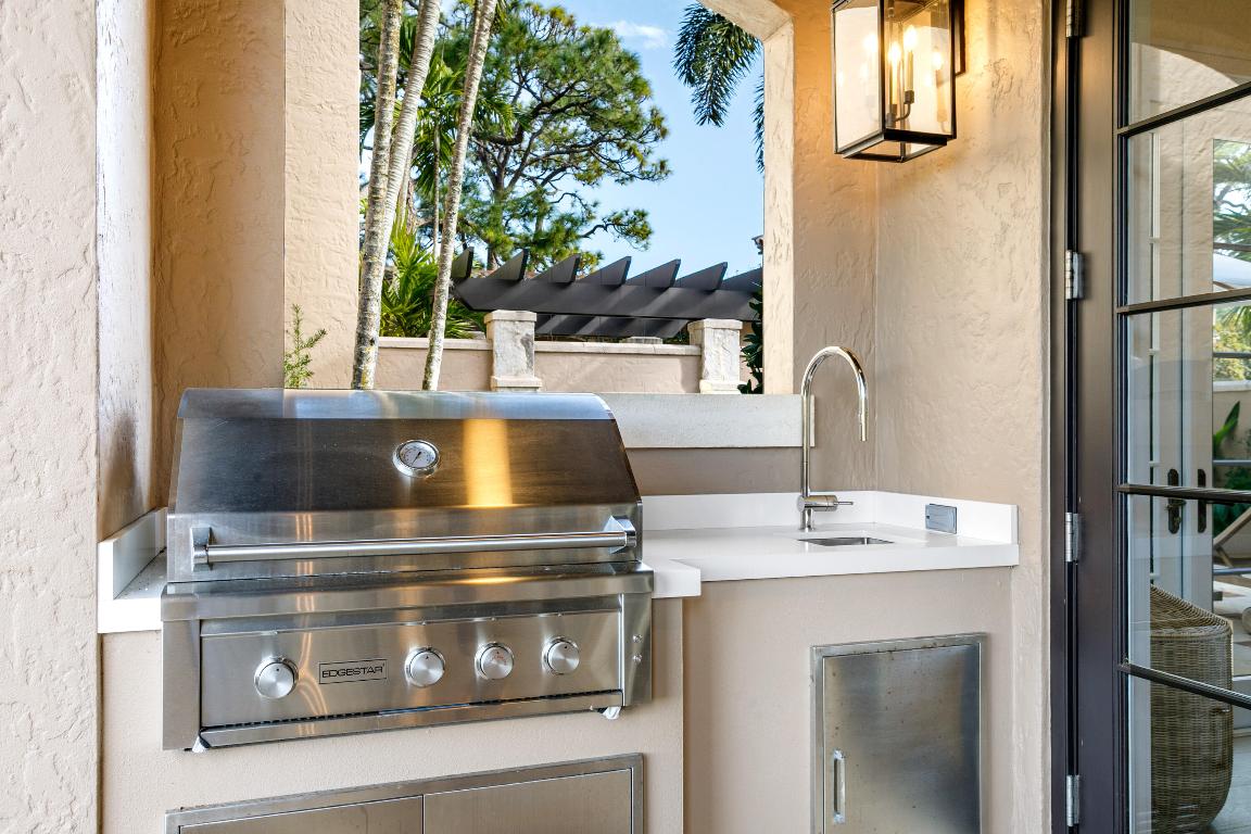 BEARS CLUB VILLAS CONDO - Residential